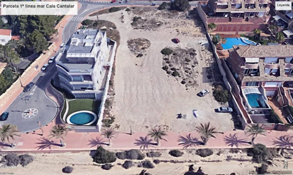 Espectacular parcela Urbana en primerisima linea del mar, zona Cala Cantalar