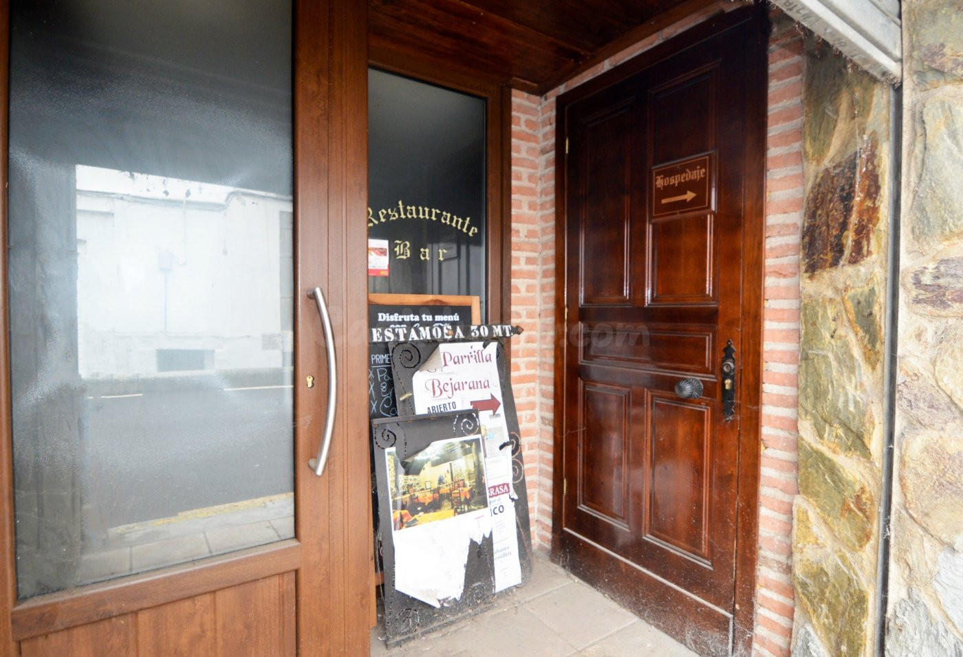 Urbis te ofrece un magnífico local comercial disponible en e - foto 3