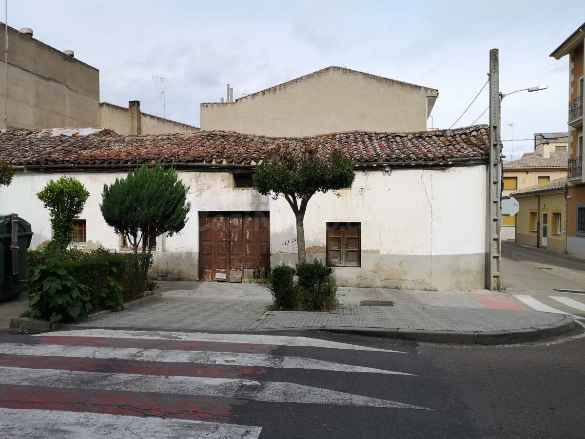 Urbis te ofrece un estupendo solar en venta Ciudad Rodrigo, 