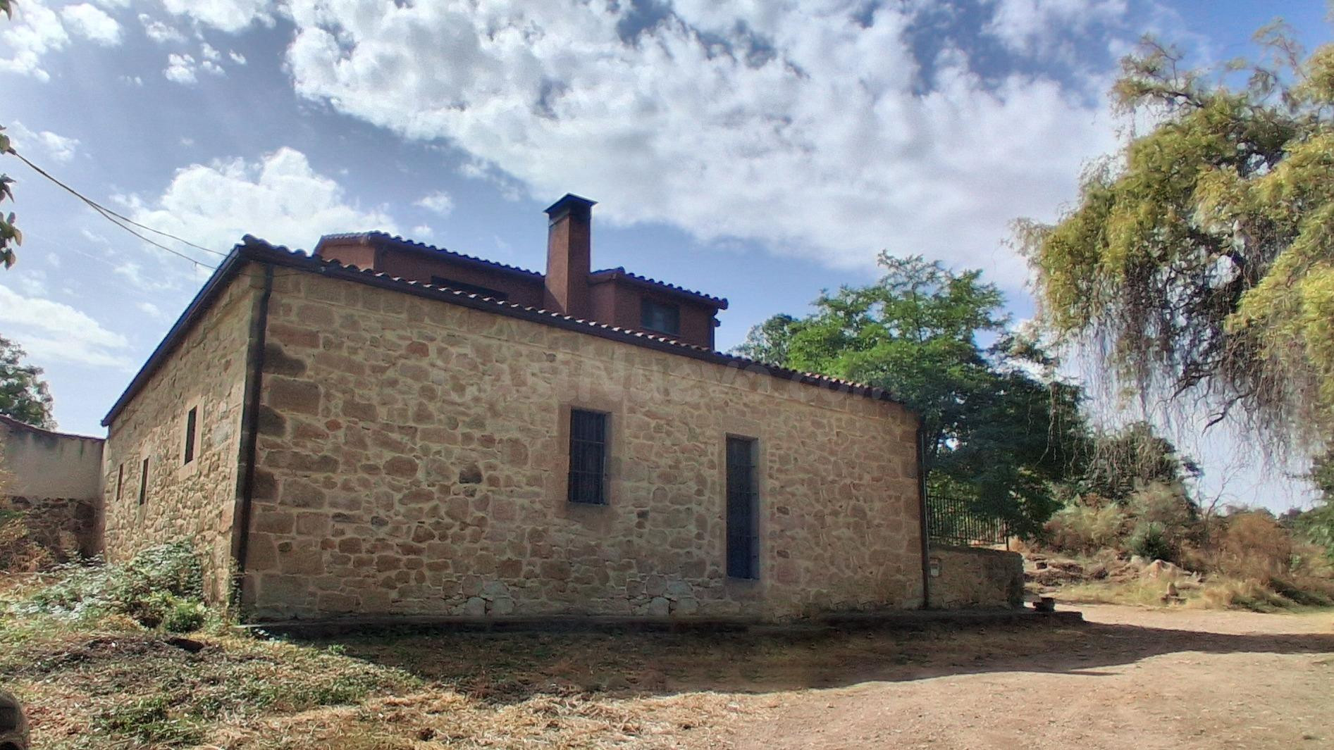 Urbis te ofrece una casa en venta en zona Santibáñez del Río - foto 5