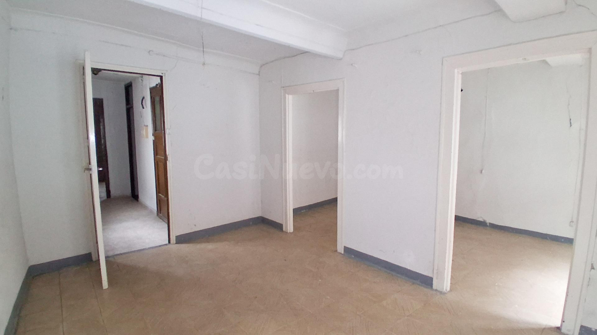 Urbis te ofrece un piso en venta en Béjar, Salamanca.