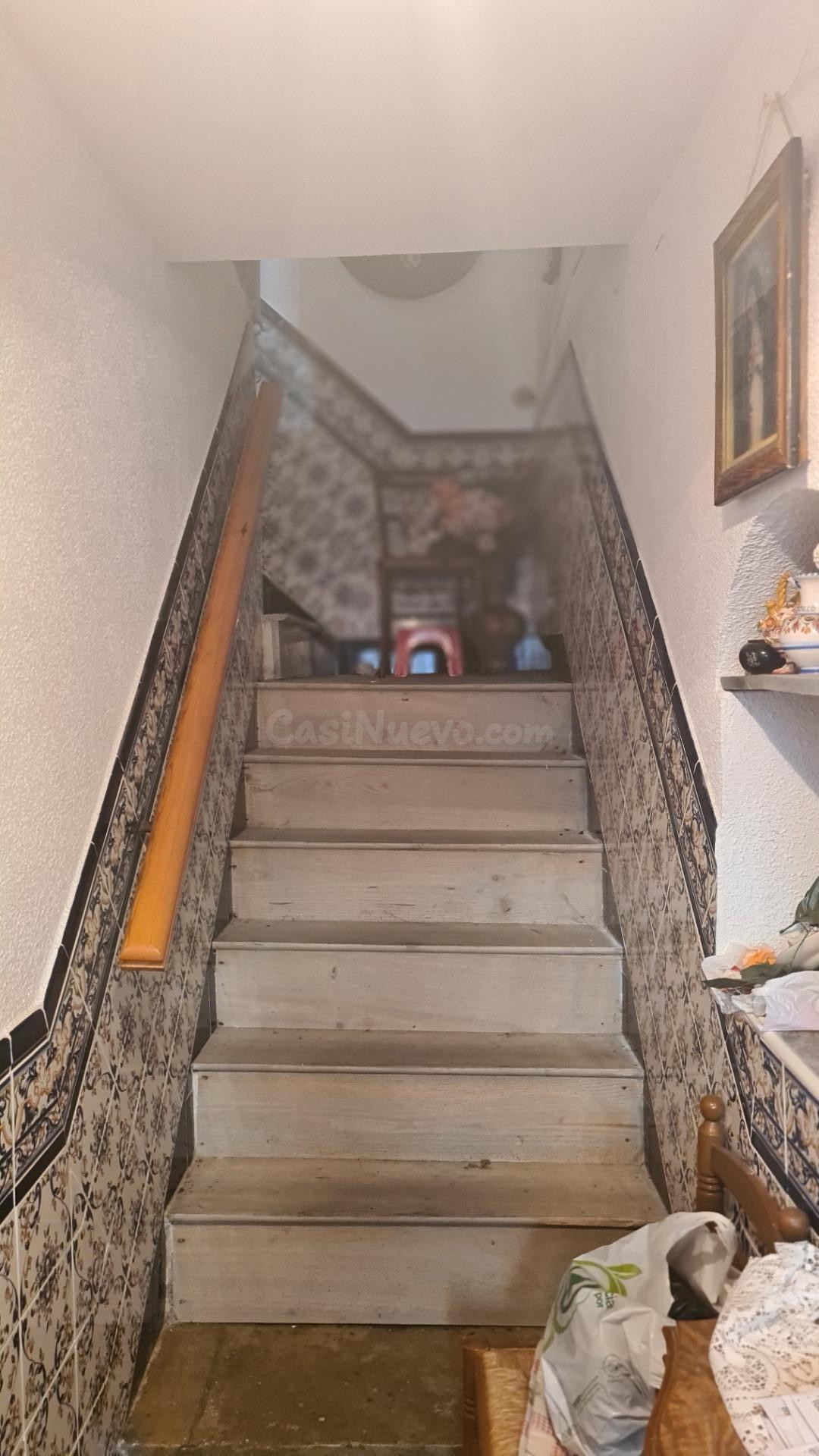 OPORTUNIDAD DE CASA Y EDIFICIO ANEXO EN JARAÍZ DE LA VERA SÓ - foto 5