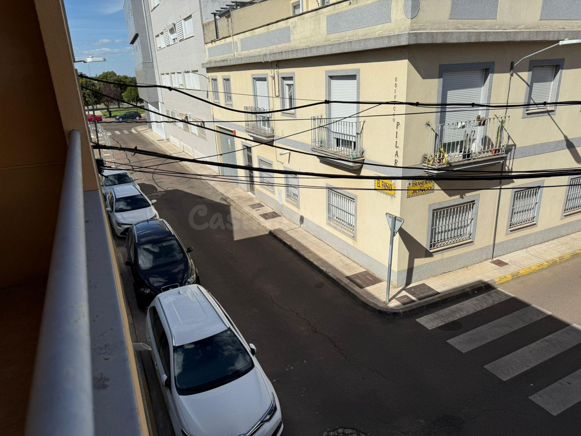 Amplia Casa en Venta en San Roque, Badajoz - Oportunidad para Reformar