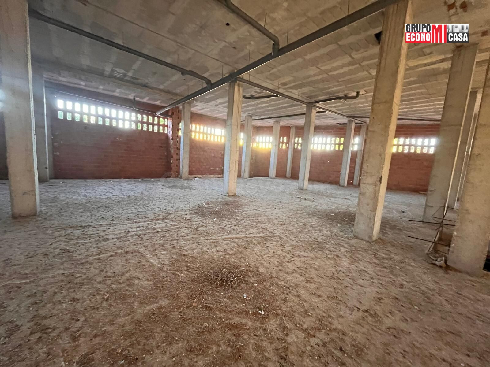 LOCAL COMERCIAL (CON 25 PLAZAS DE GARAJE ) EN MOLINA DE SEGURA. MURCIA