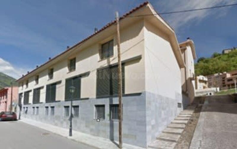 SE VENDE PISO EN CERCS