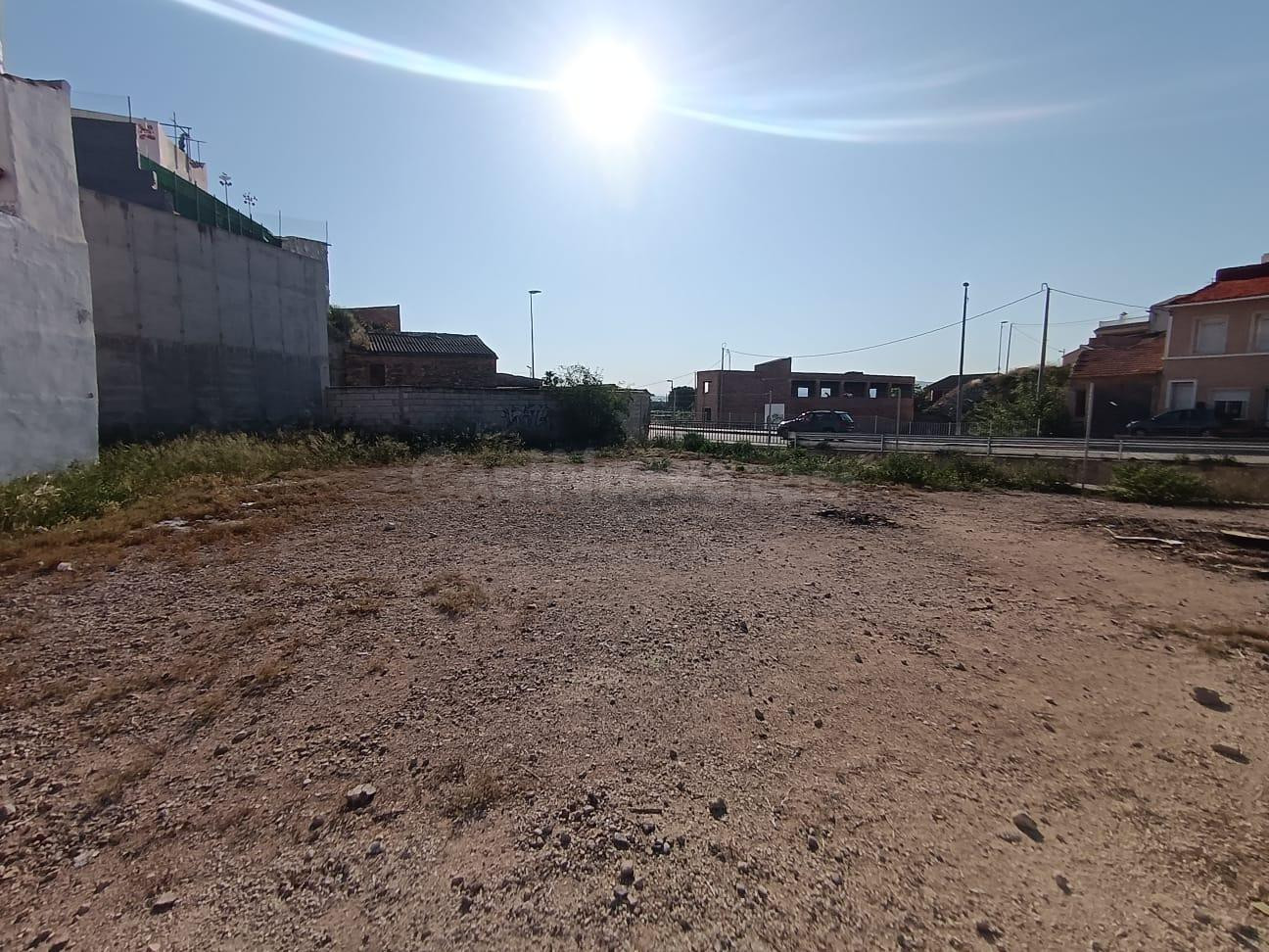 Solar en Esquina en Ribera de Molina – Ideal para Vivienda o Promoción