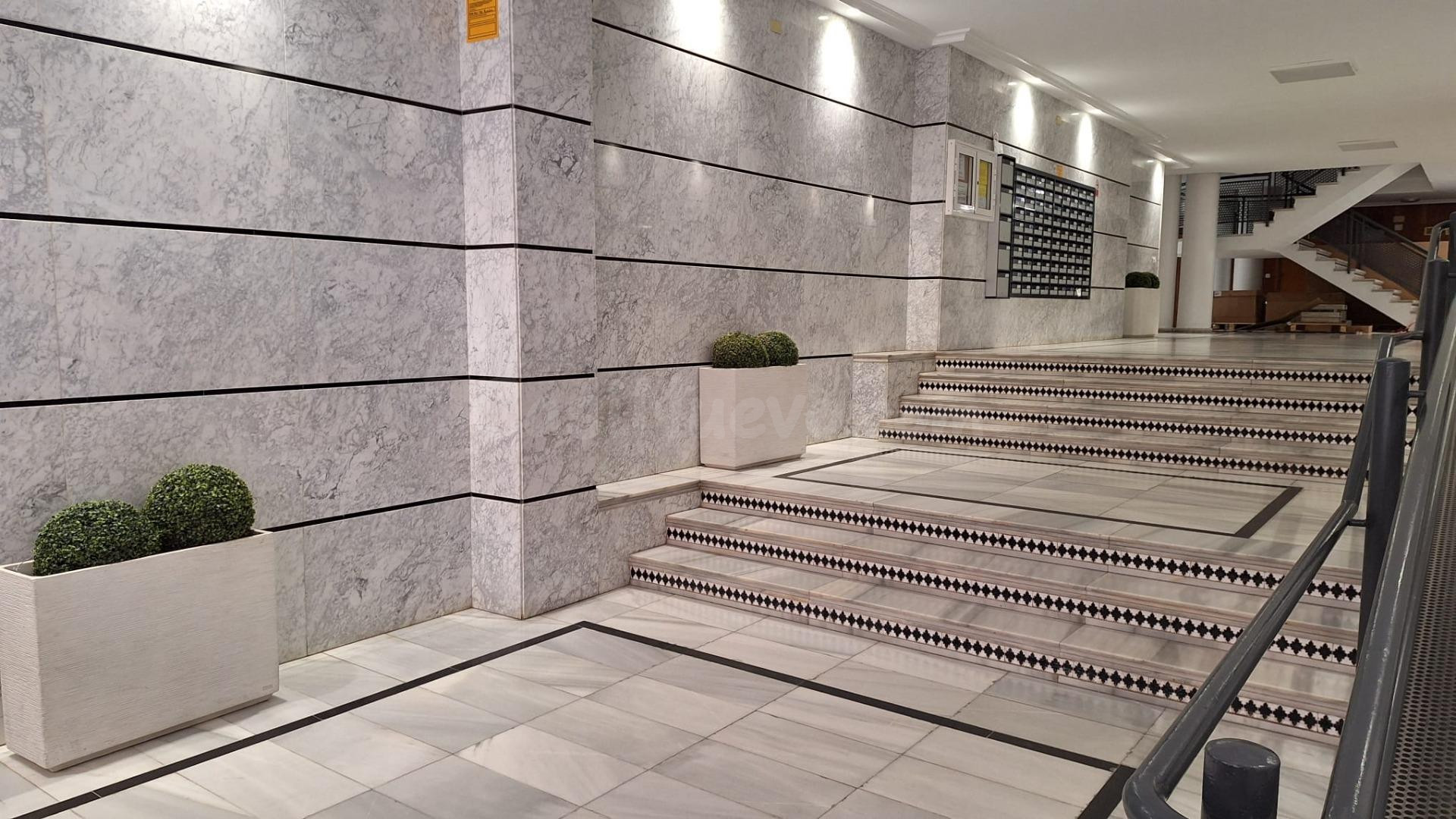 🏡 Piso moderno en pleno centro de Torrevieja – reforma actual y ubicación inmejorable
