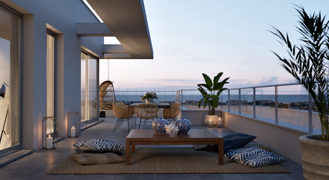 VENTA DE ÁTICO EN EL FARO DE CALABURRA - MIJAS COSTA. ¡4 DORMITORIOS, GRAN TERRAZA Y PARKING DOBLE!