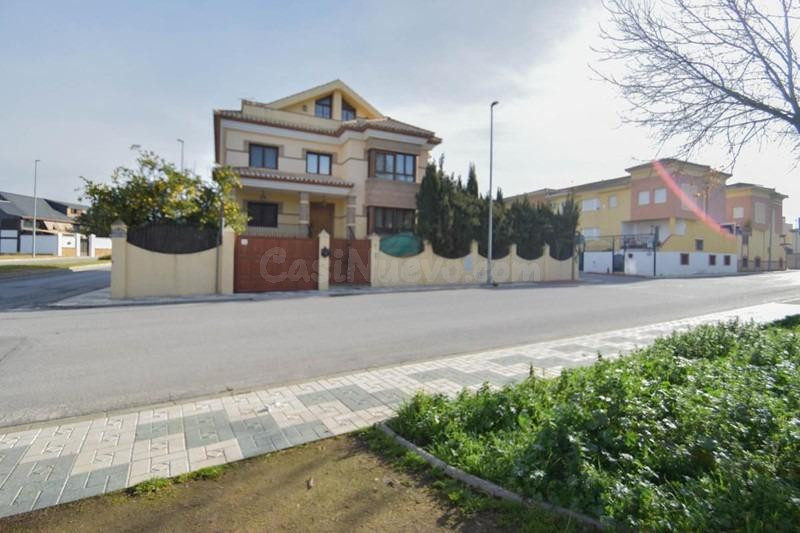 Chalet en venta en Maracena