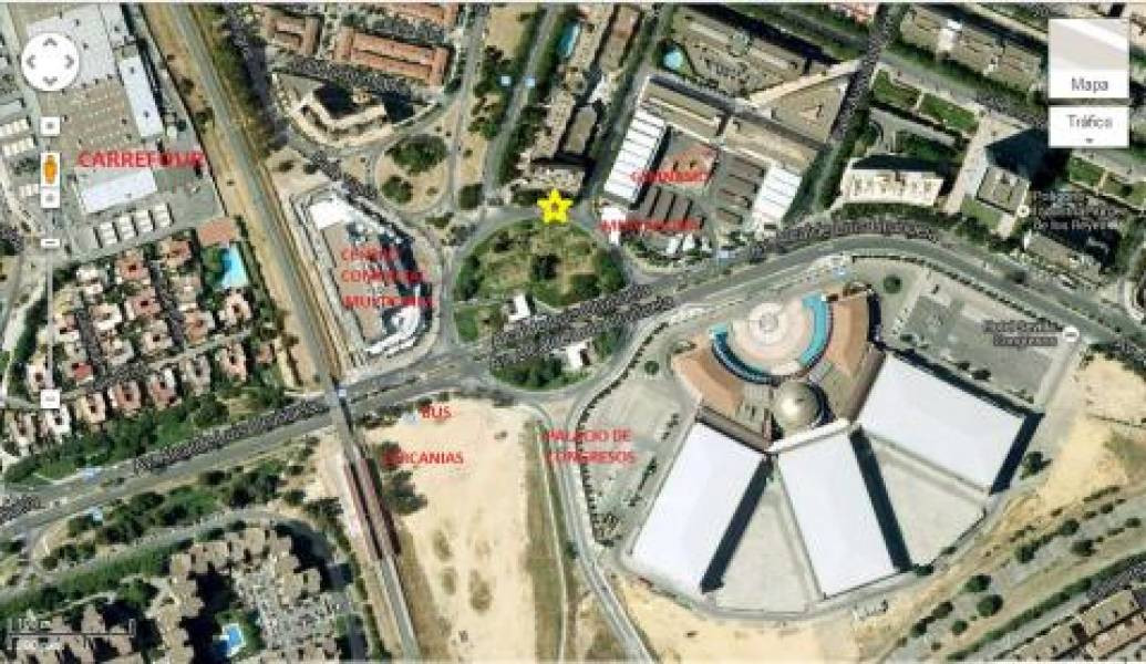 CASA CON GARAJE SEVILLA ESTE