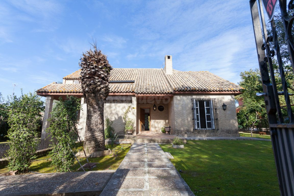 Magnífico chalet en al Aljarafe sevillano