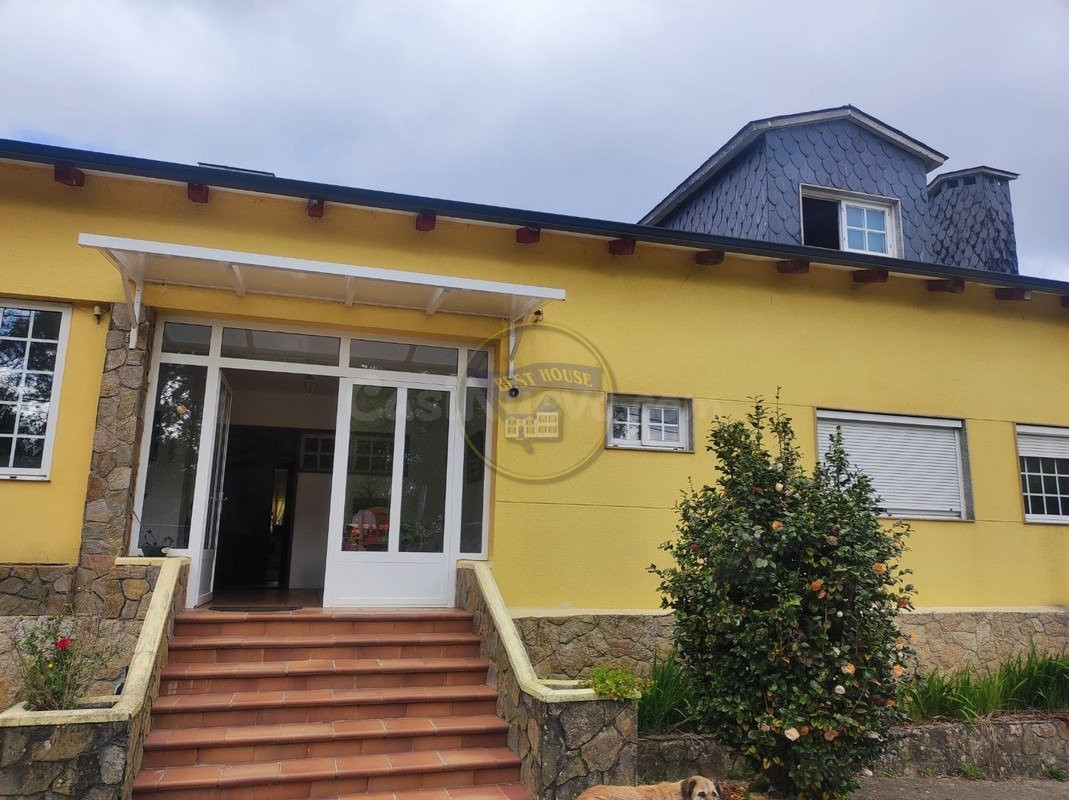 CASA DE 8 DORMITORIOS CON FINCA EN EL ENTORNO DE SAN COSME - foto 5