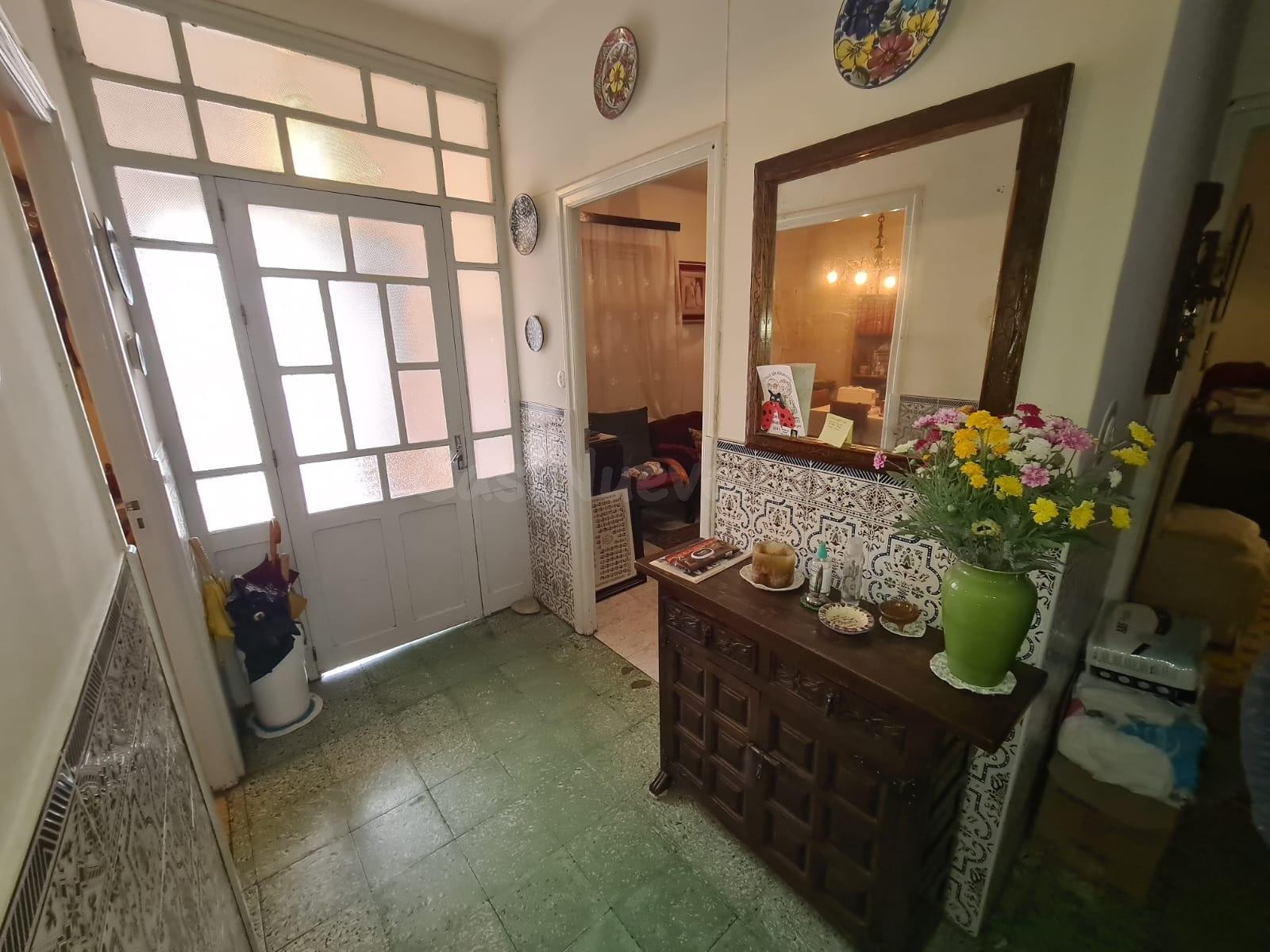 SE VENDE CASA EN VALENCIA DE DON JUAN, 2 PLANTAS, COCHERA, M - foto 2