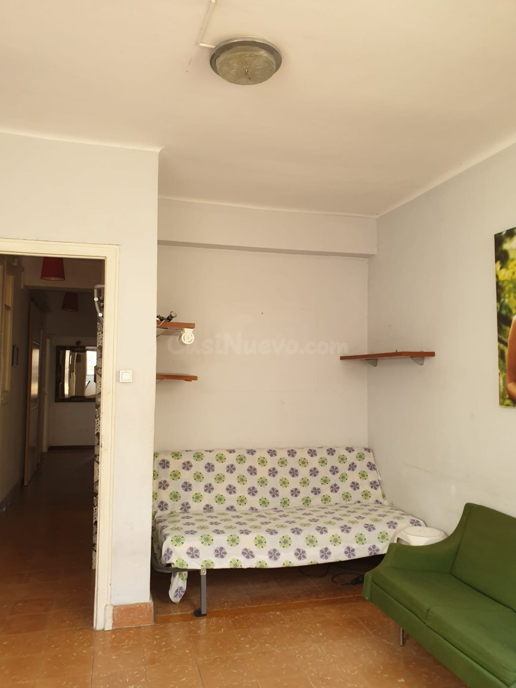 Ático con terraza de 20 m2 , tres habitaciones - foto 4