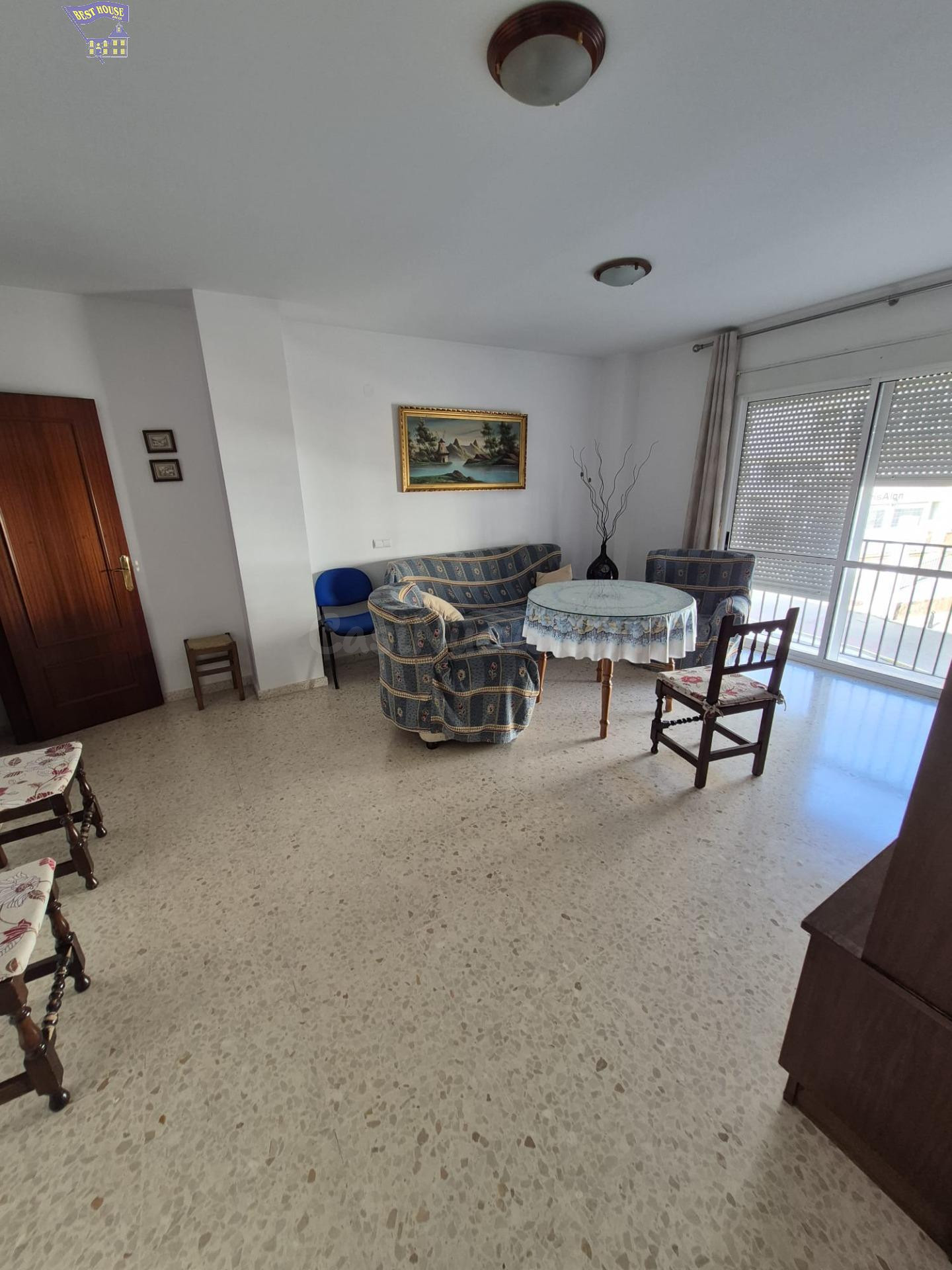SE VENDE PISO POR LA ZONA CENTRO