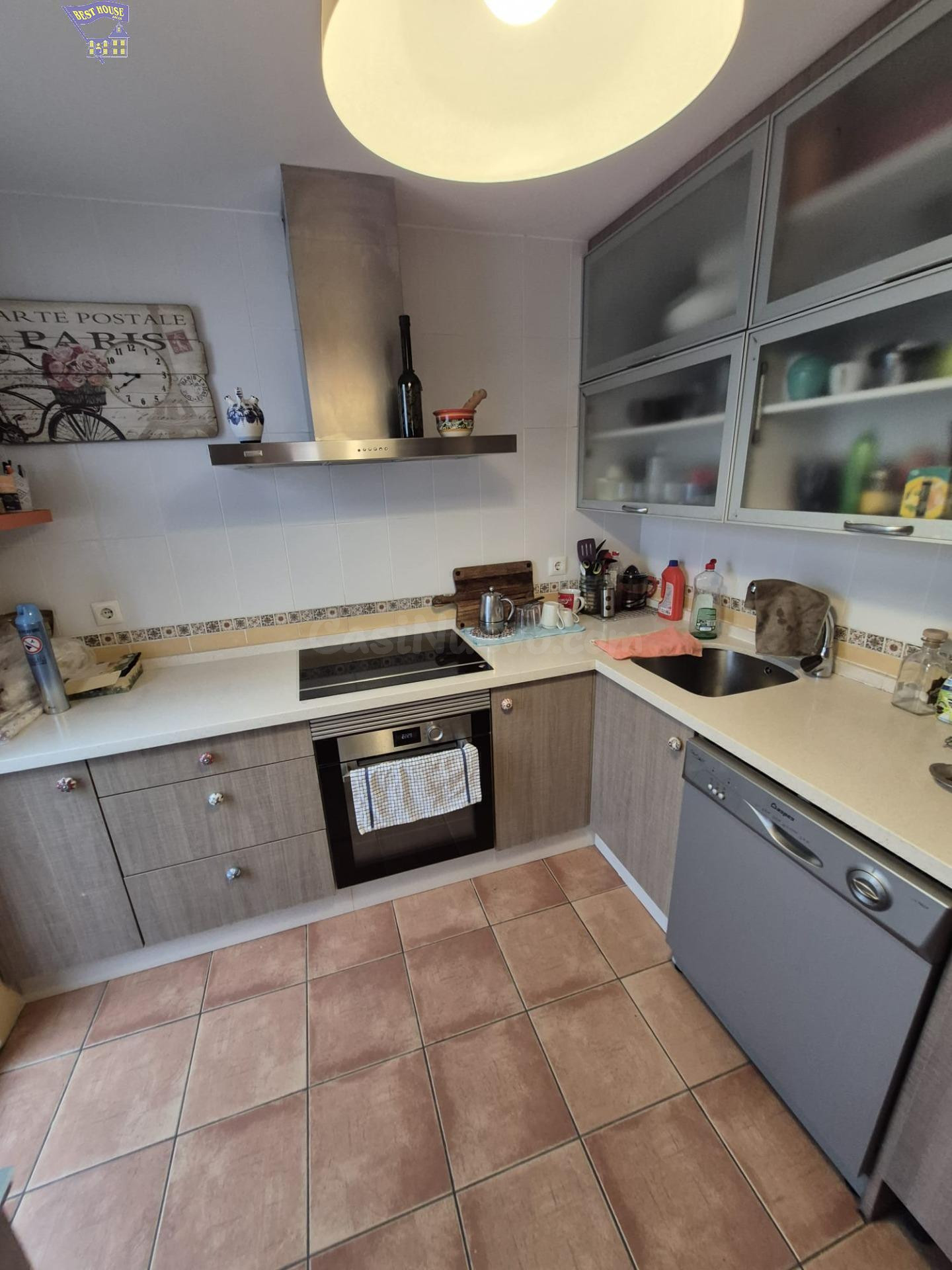 SE VENDE UNIFAMILIAR EN ZONA DEL PORTICHUELO