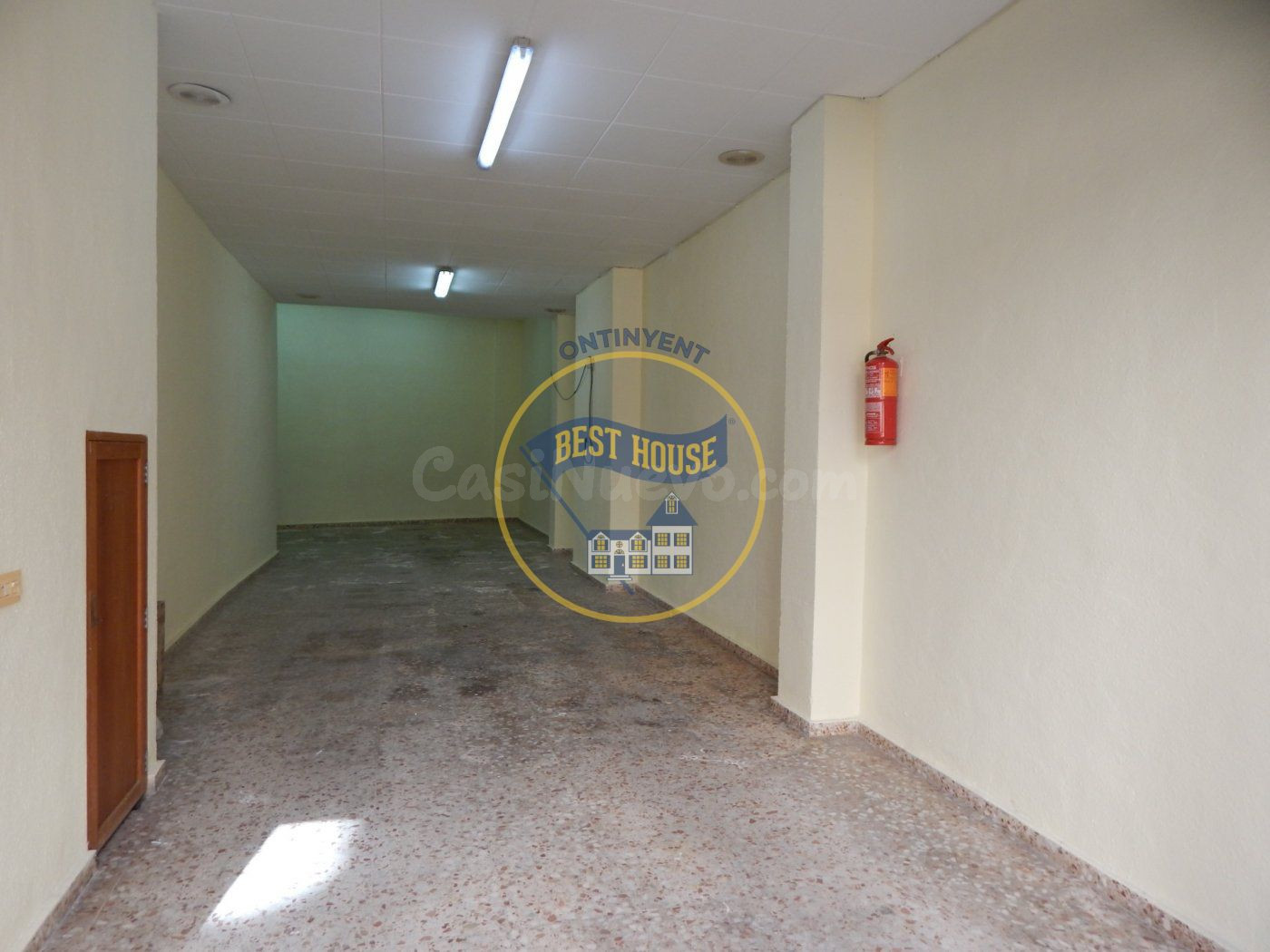 LOCAL COMERCIAL EN EL LLOMBO, ONTINYENT