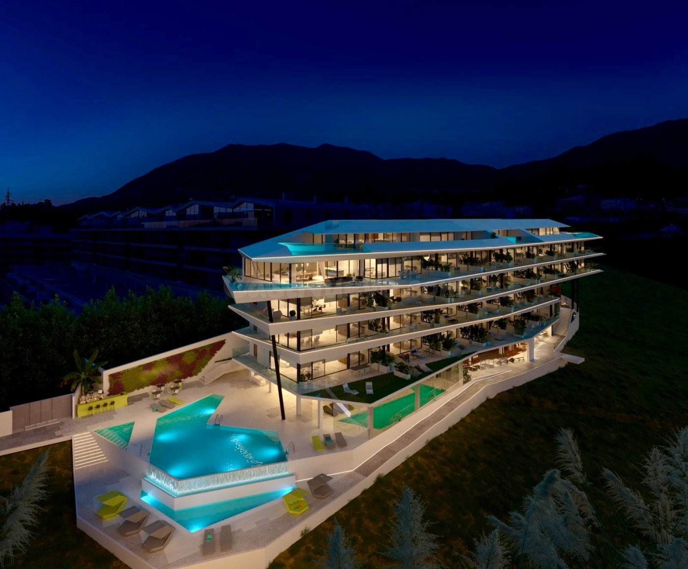 *** MAJESTUOSO APARTAMENTO CON 206M2 DE TERRAZA CON ESPECTACULARES VISTAS PANORÁMICAS AL MAR !!!.