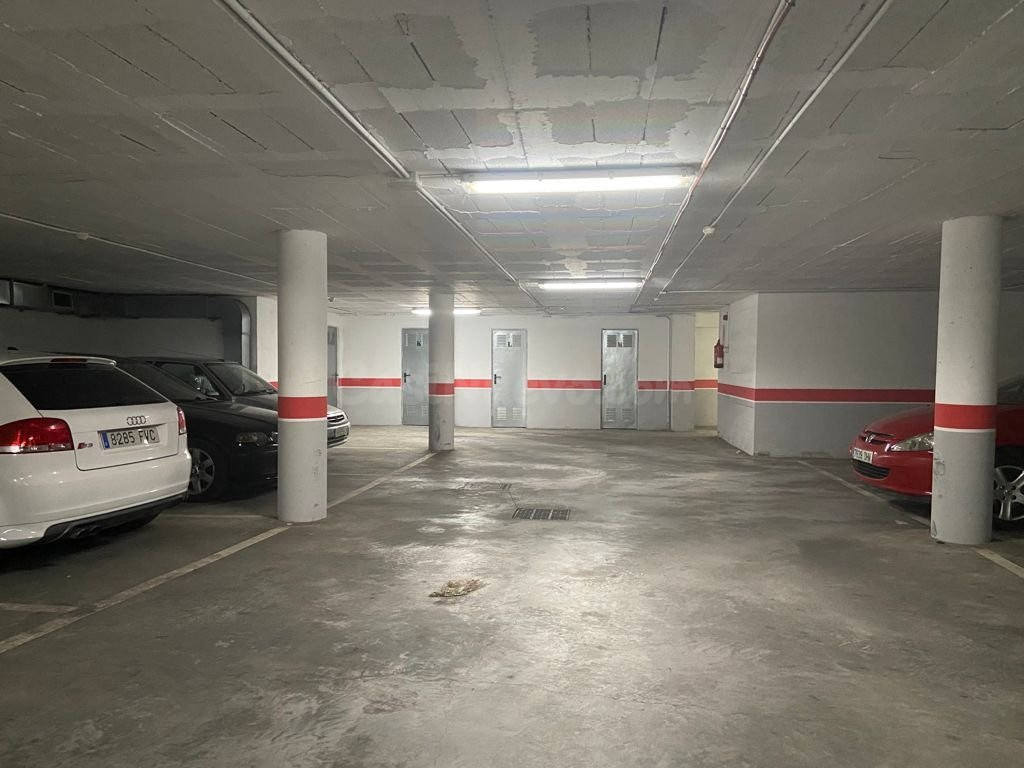 Se vende amplia plaza de aparcamiento en Es Pont d'Inca - foto 3