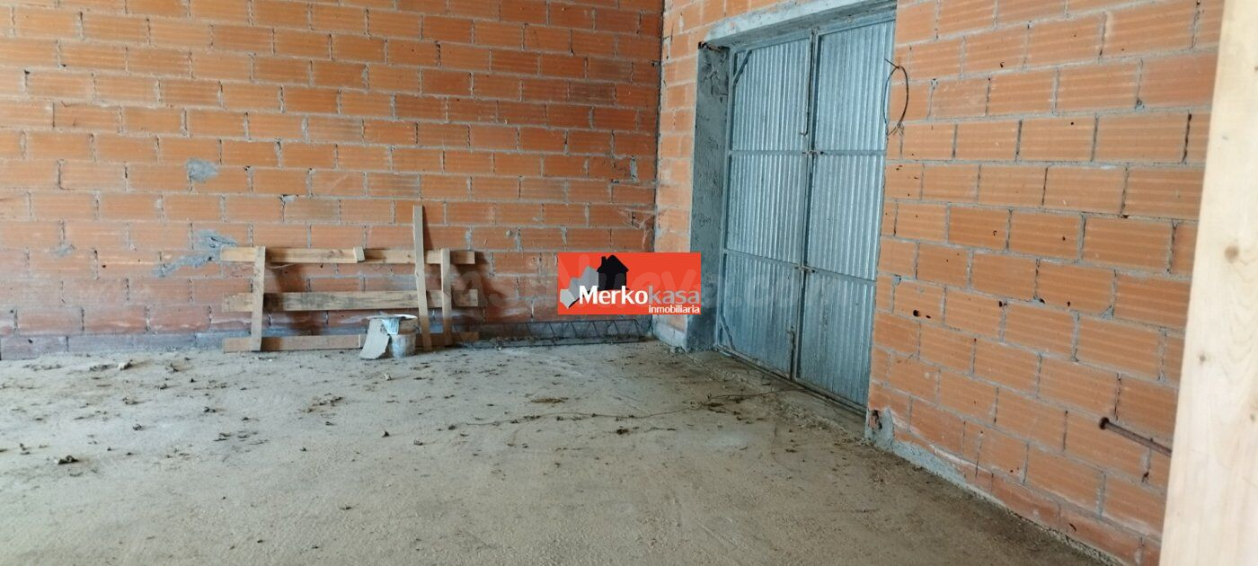 SE VENDE CASA  CON PARCELA  EN ZONA RURAL PEDRAFITA DO CEBRE - foto 5