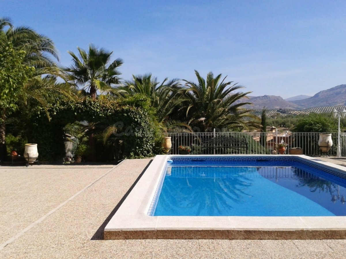 Estupendo chalet en venta