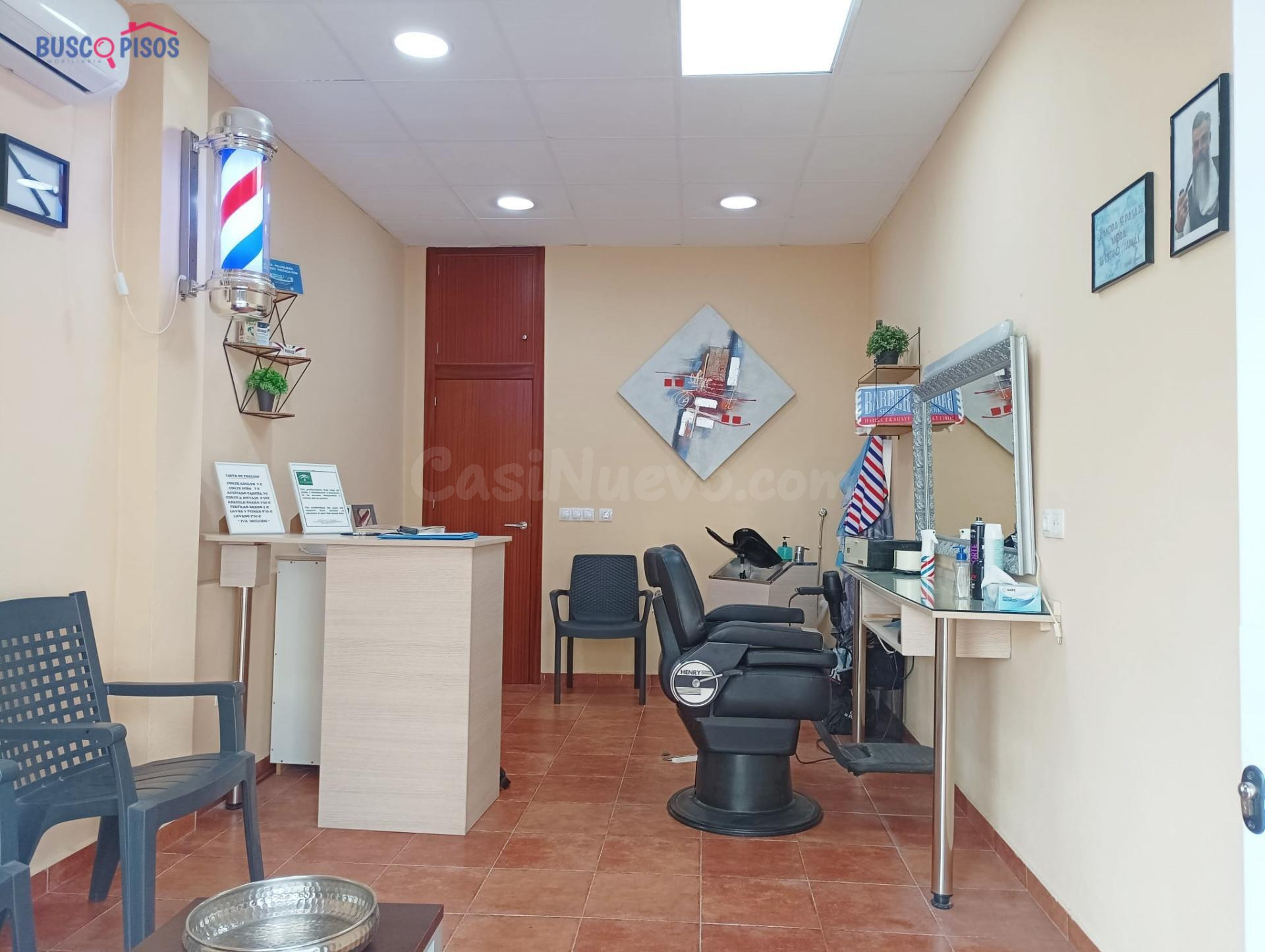 LOCAL COMERCIAL REFORMADO EN SECTOR SUR (zona baja)