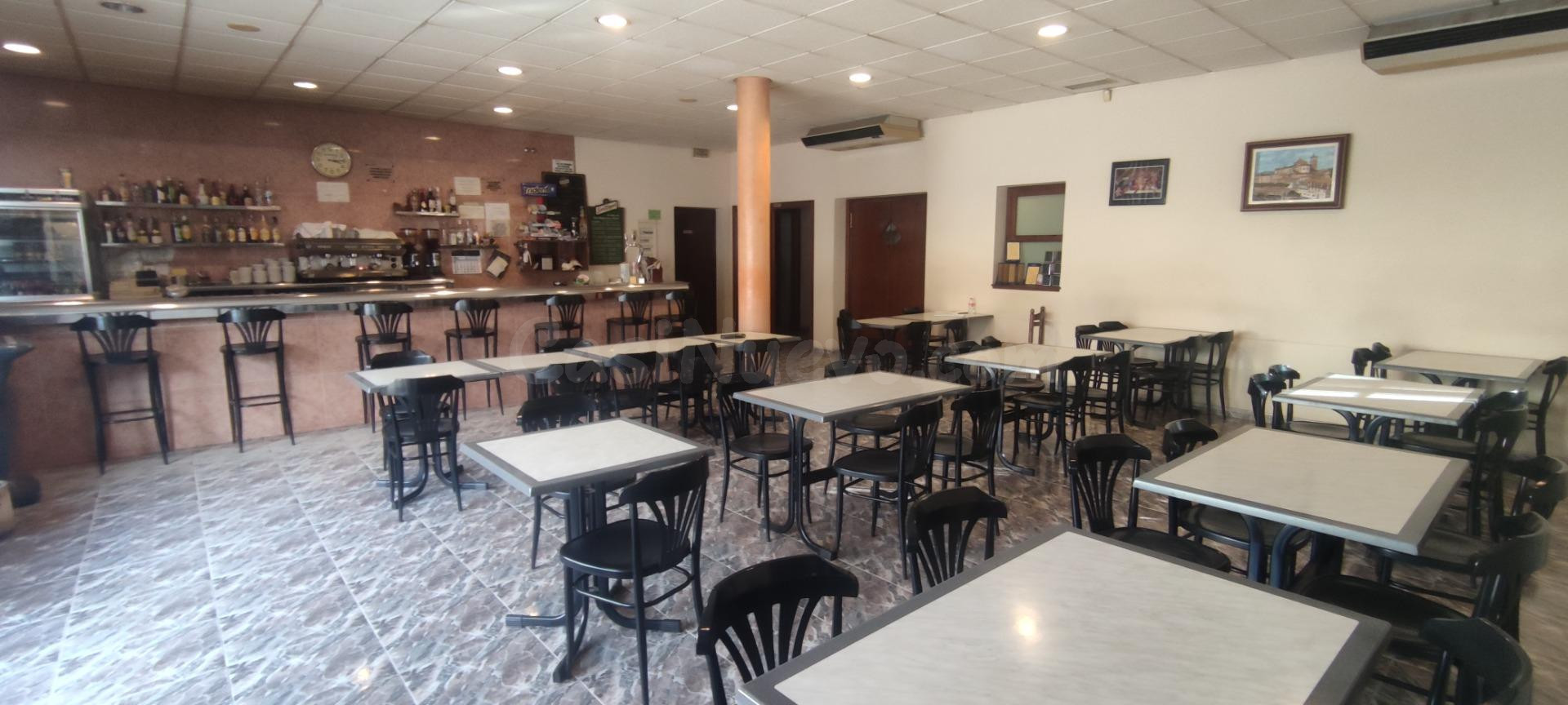 NEGOCIO DE RESTAURANTE CON VIVIENDA Y SOLAR EN BALSARENY IDEAL INVERSORES - ACTUALMENTE ALQUILADO