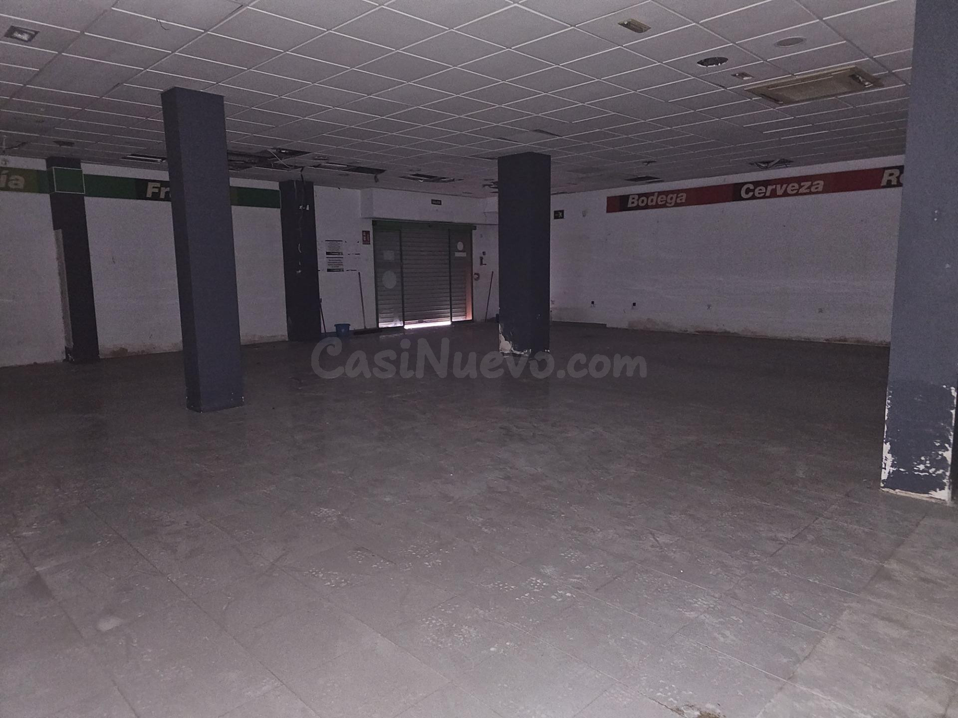 BAJADA DE PRECIO!!!!    Local comercial junto al  Corte Ingl - foto 3