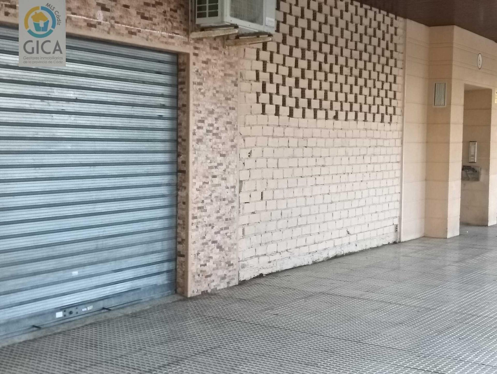 Local en San Bernabé (res. San Marcos)