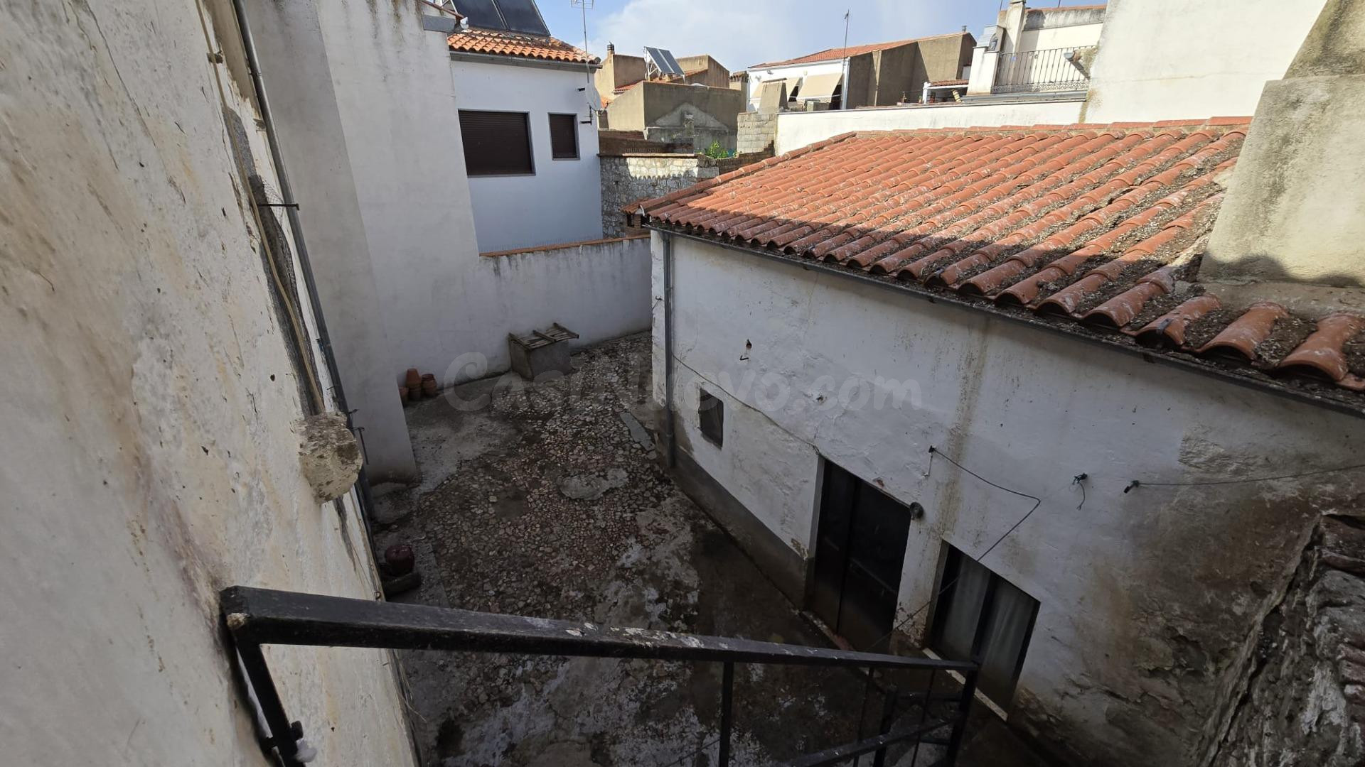CASA EN VENTA EN AÑORA (CORDOBA)