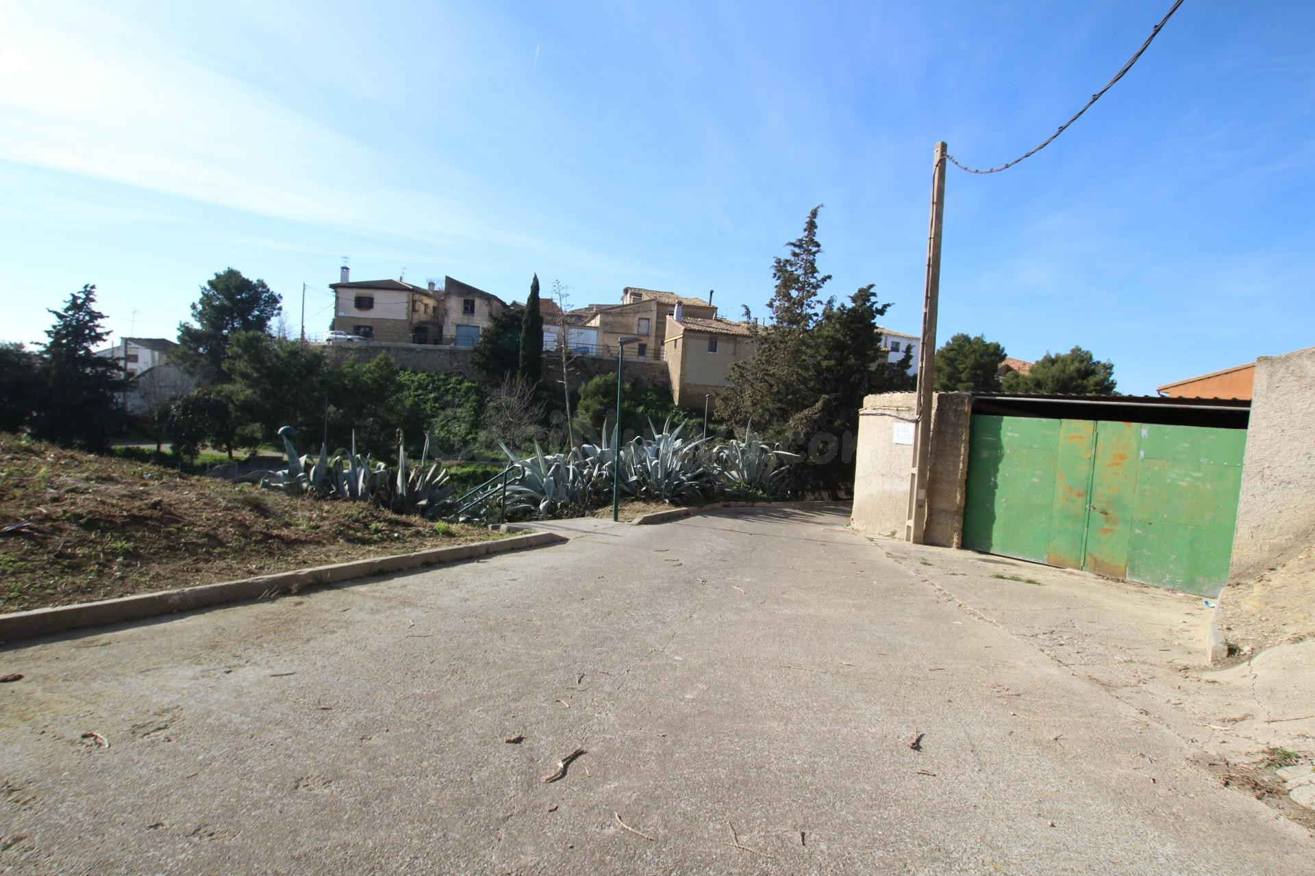 VENTA DE SOLAR URBANO- EN ESQUINA -