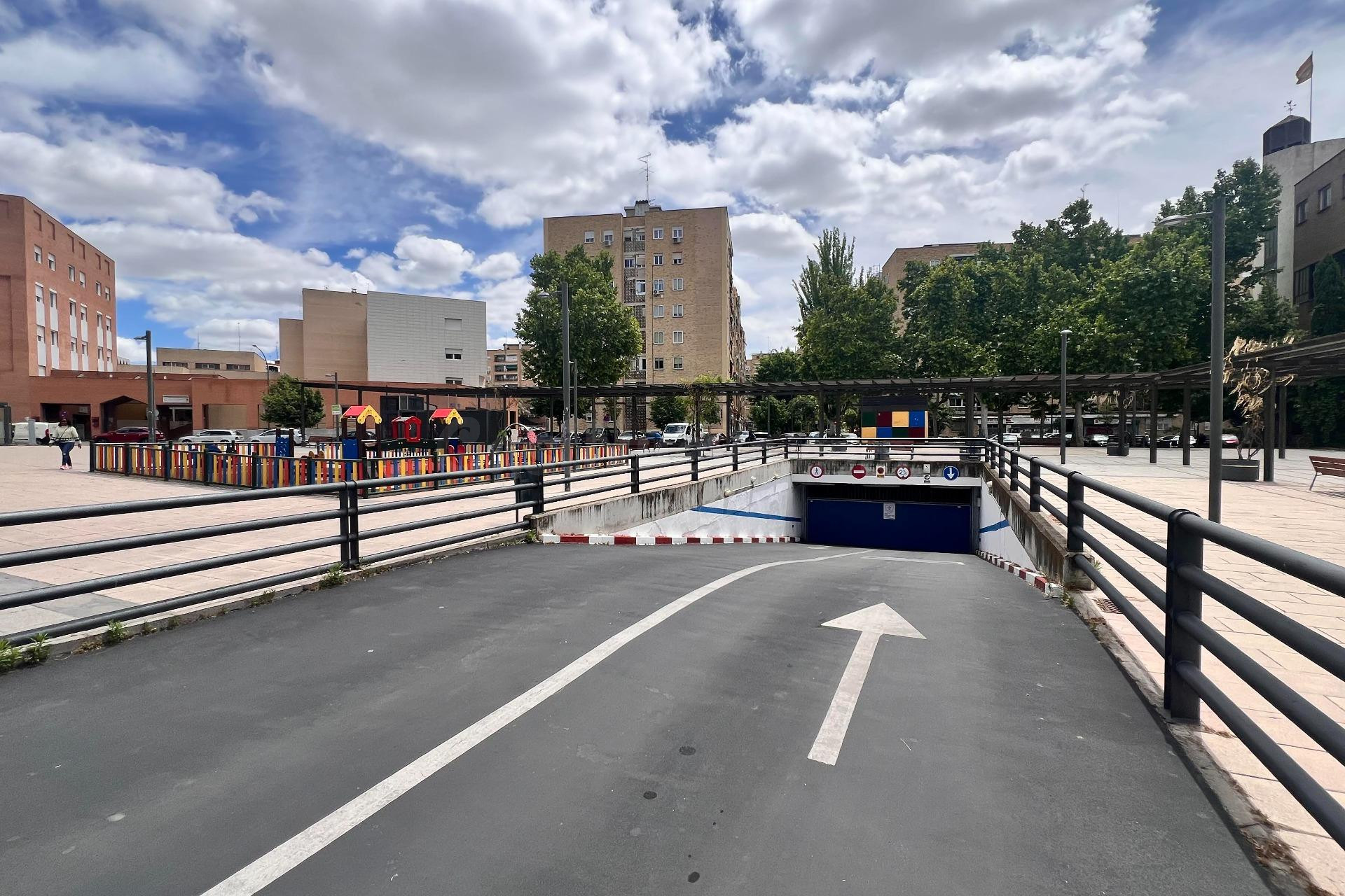Se vende plaza de garaje en la zona centro de Móstoles.