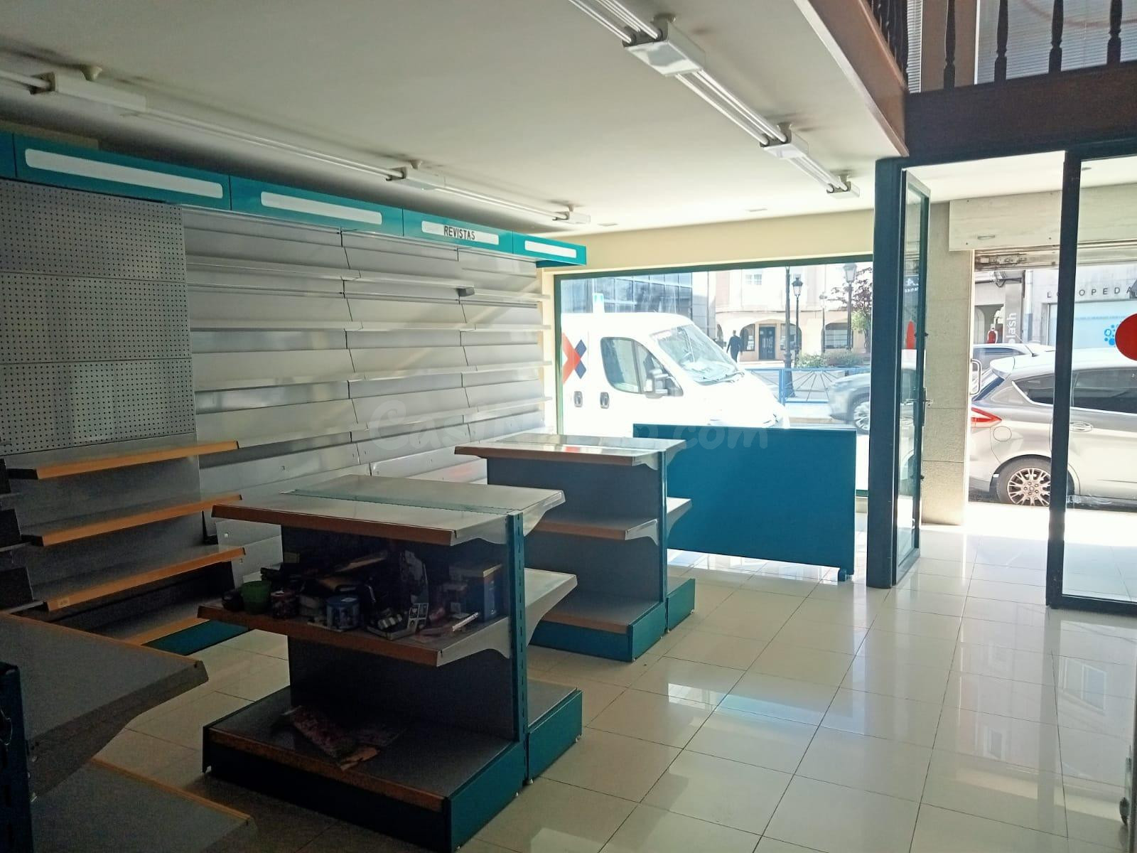LOCAL COMERCIAL DE DOS ALTURAS EN BOIRO