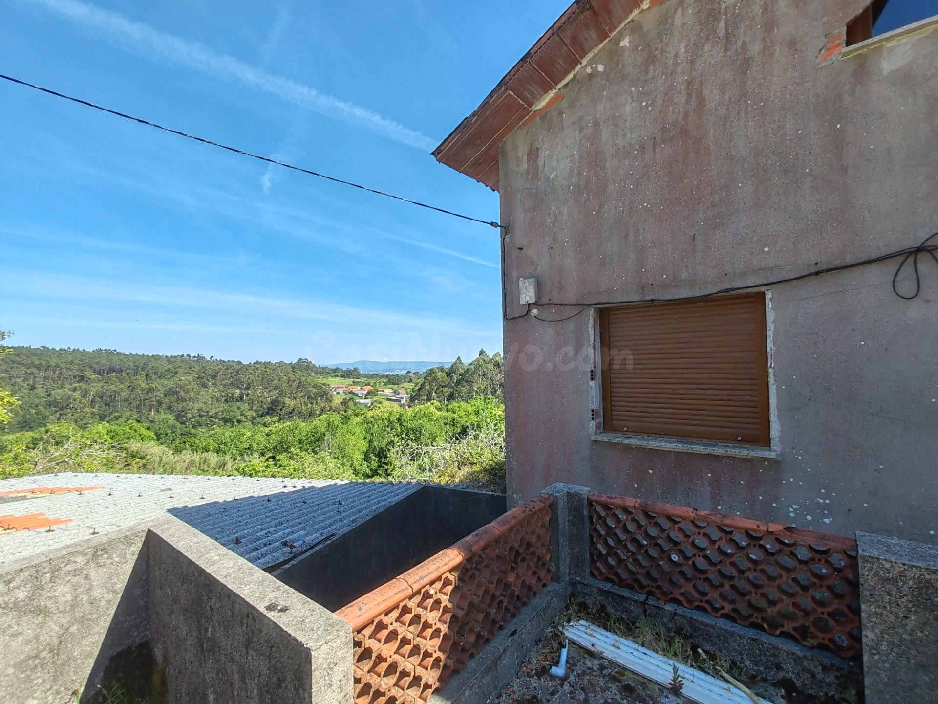CASA EN VENTA PARA REFORMAR EN LAMPON - foto 2