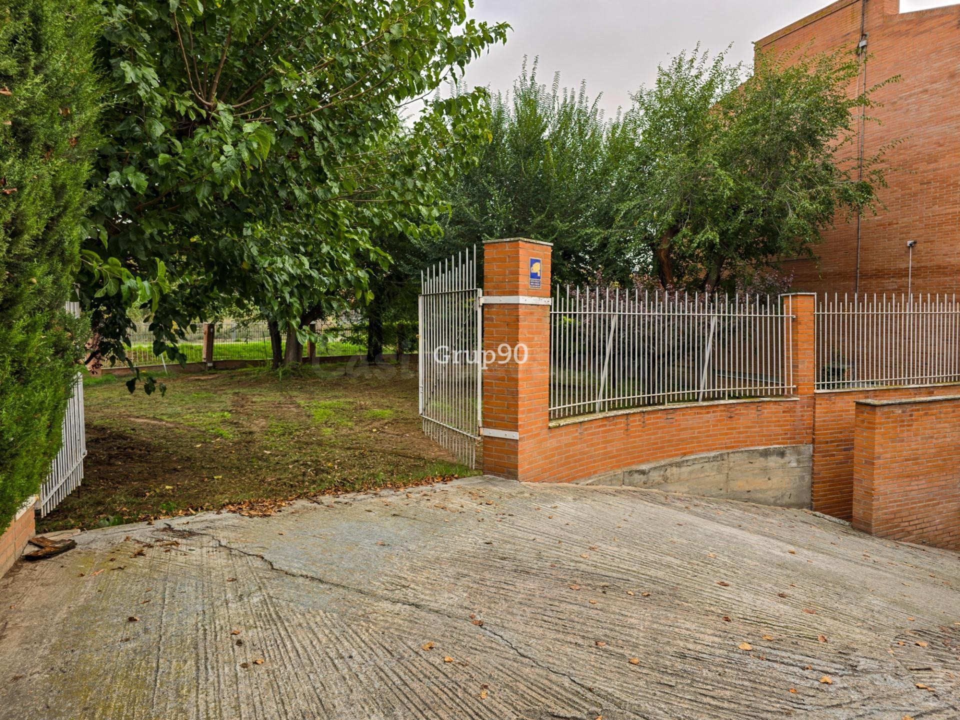 ¡Oportunidad única en la Zona Alta de Lleida! - foto 3