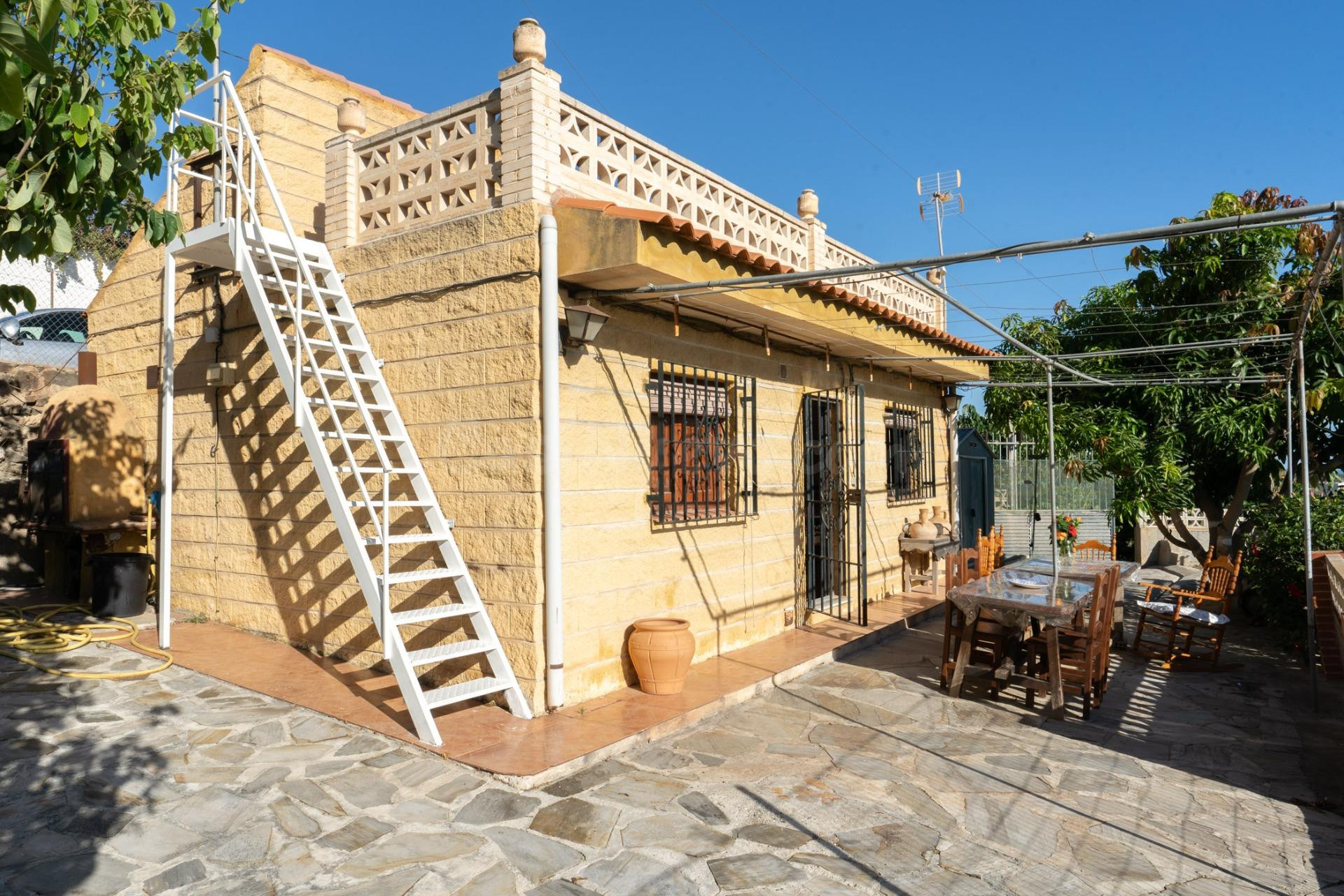 Encantadora Casa de Campo en Motril con Vistas al Mar en el Pago de Minasierra de Motril