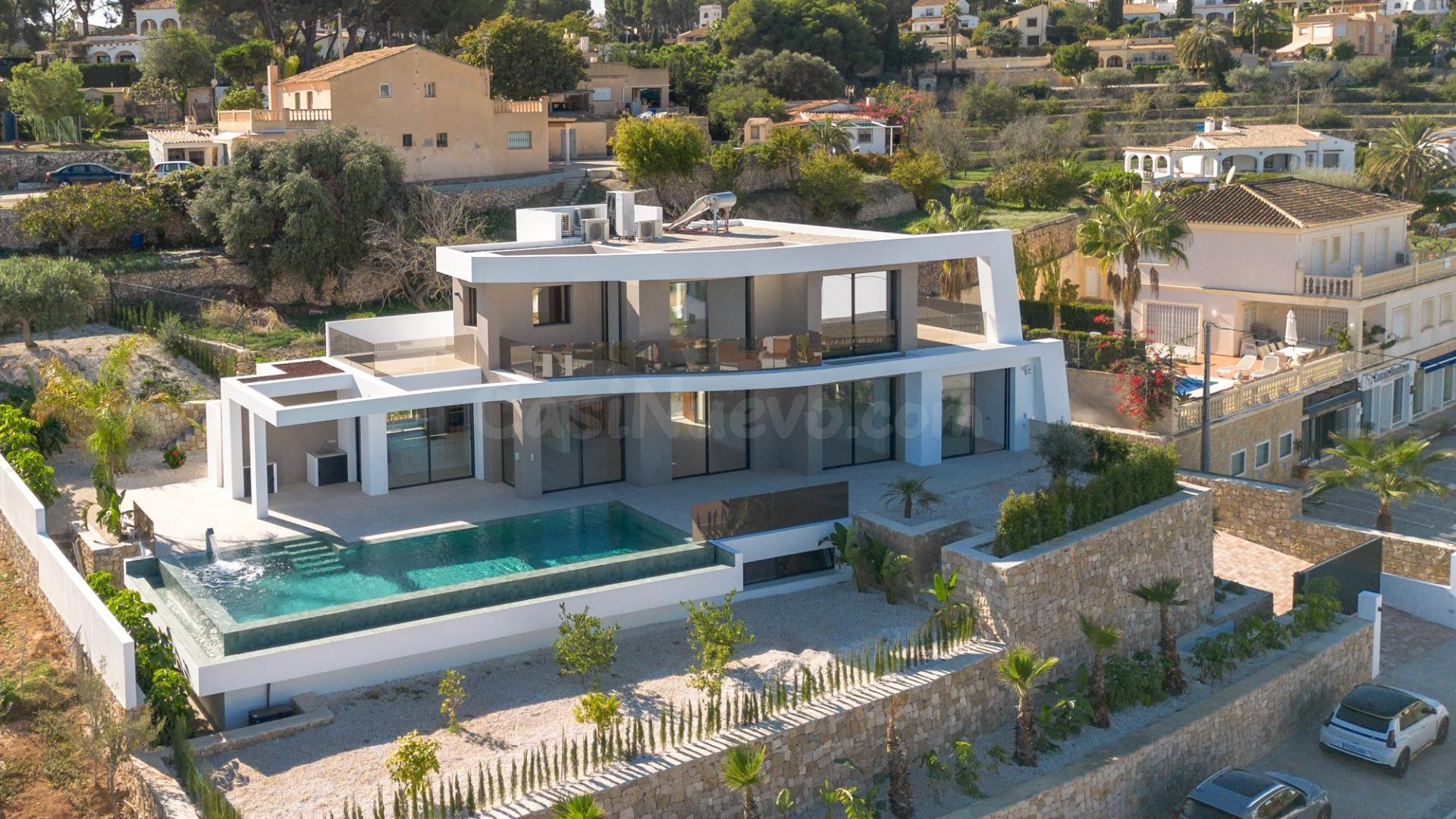 VILLA DE LUJO CON VISTAS AL MAR A LA VENTA EN BENISSA