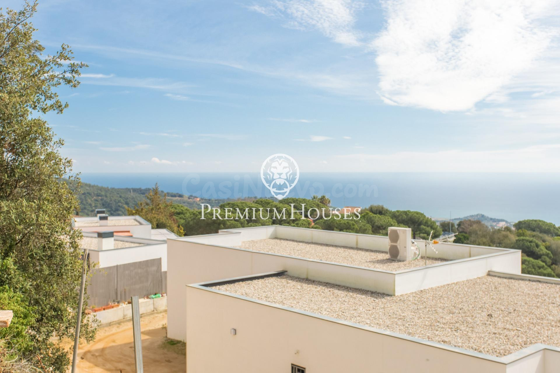Terreno en venta con vistas espectaculares en La Cornisa