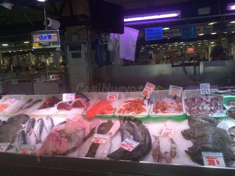 Se TRASPASA Puesto de Venta DENTRO el MERCAT DEL OLIVAR - foto 2