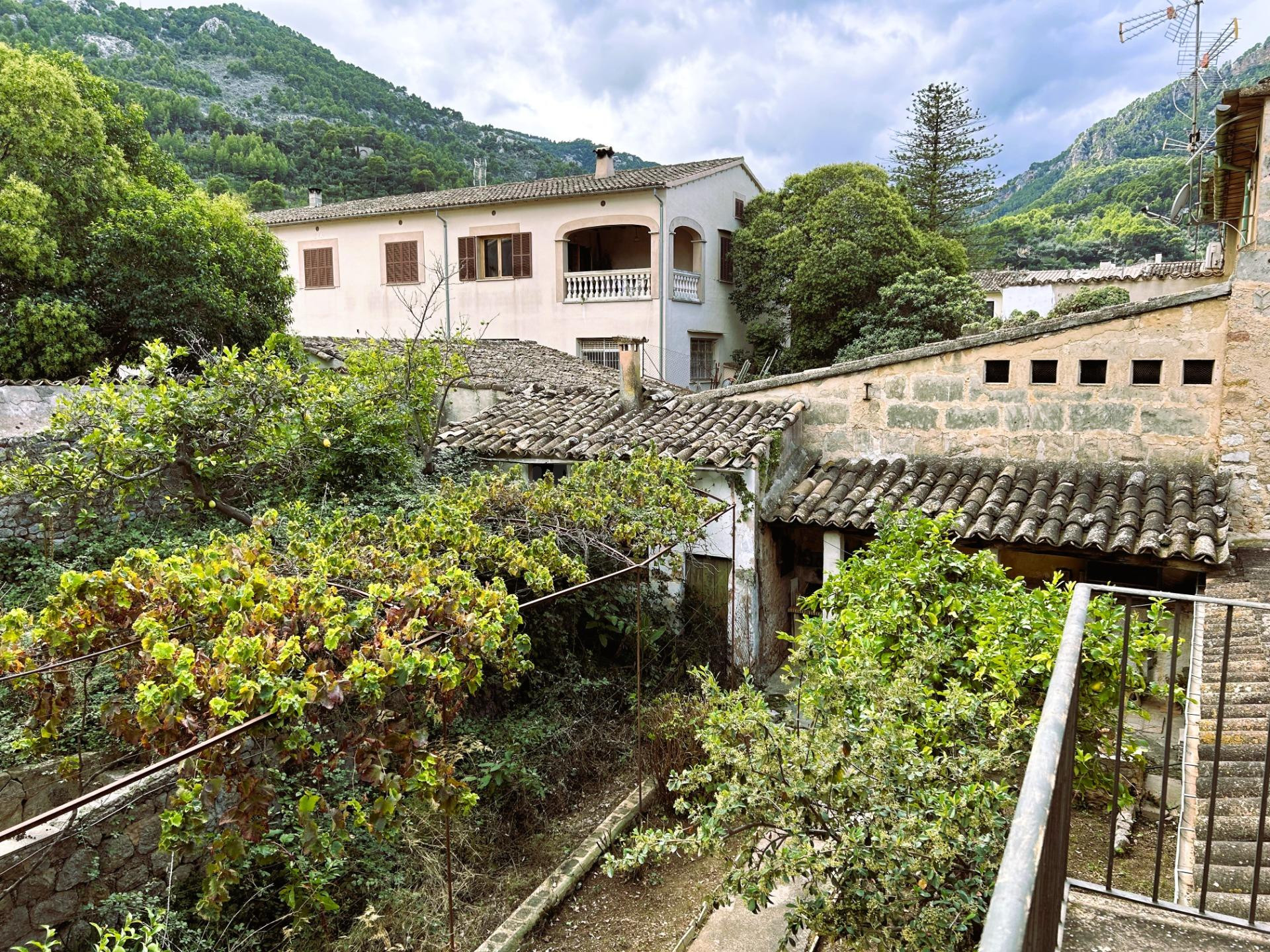 Excepcional Finca en el centro de Soller, ideal para inverso - foto 2