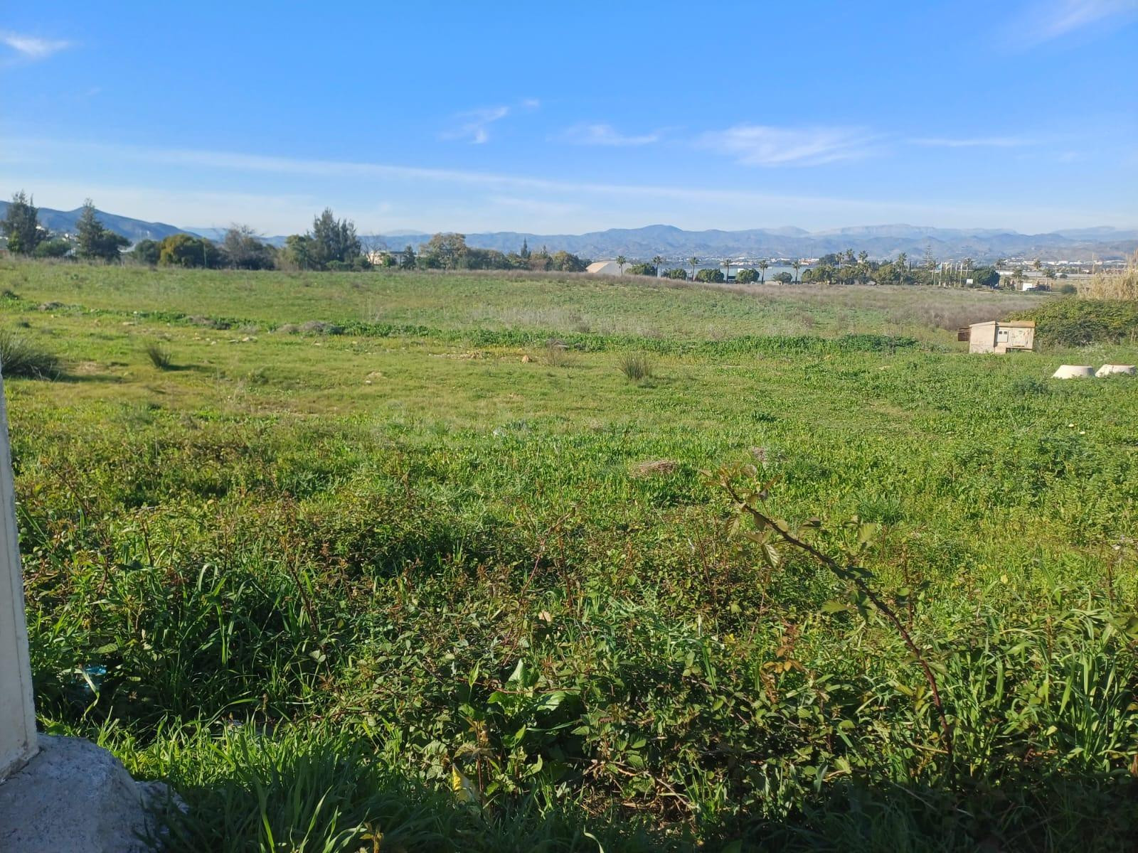 Parcela urbanizable a la venta zona Retamar