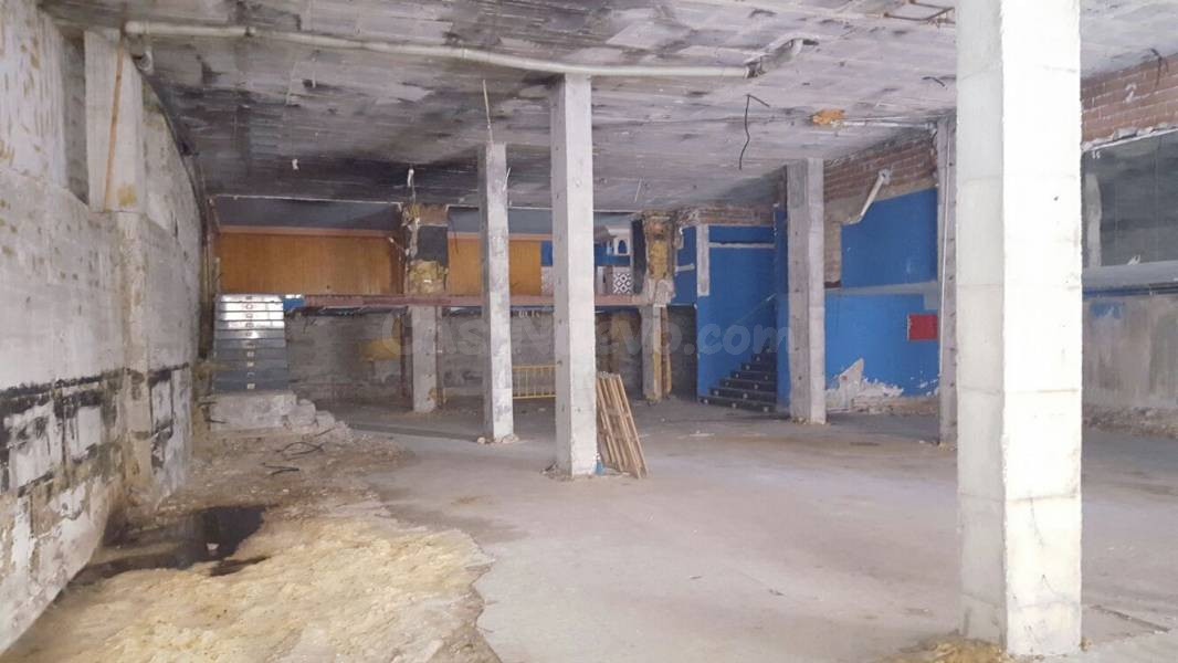 Muy buen local comercial en zona centro de Alhaurin el Grande.