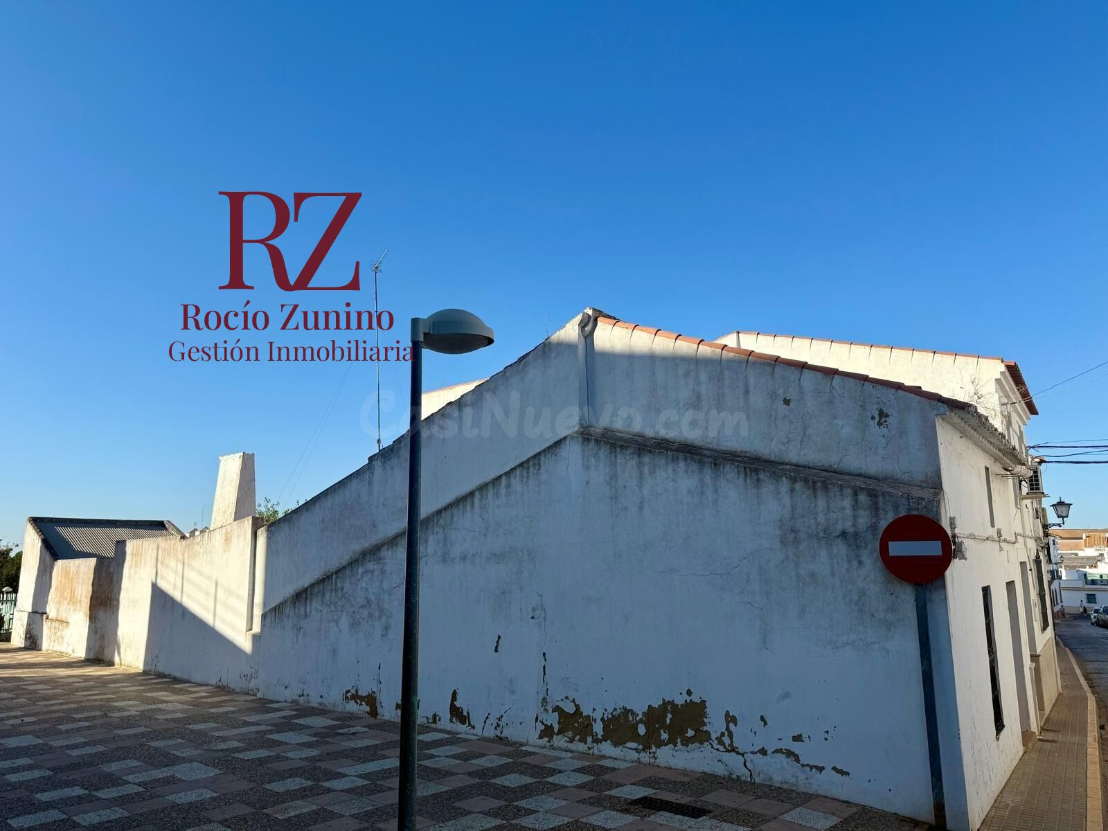 Casa de esquina para reformar junto al Castillo de Cartaya - foto 3