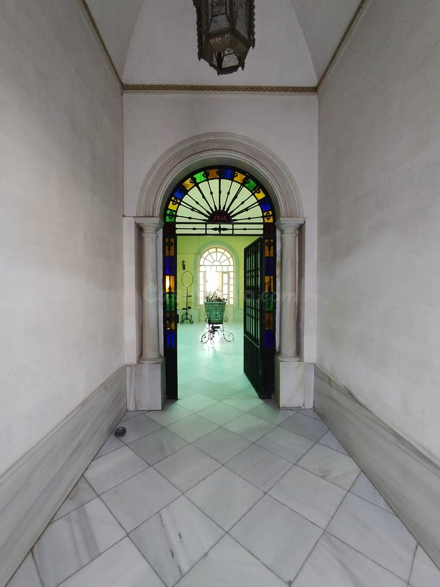 CASA PALACIO EN FUENTE DE CANTOS - foto 2