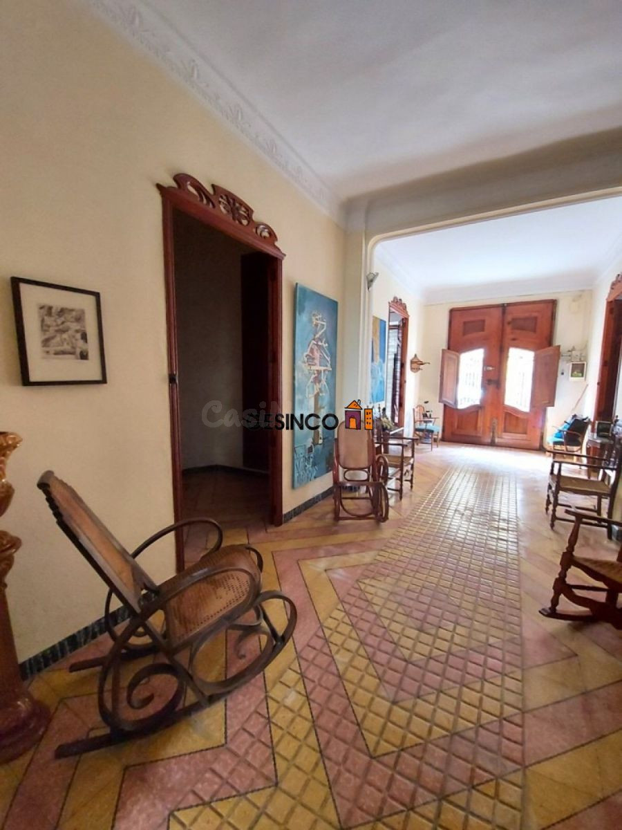 CASA DE PUEBLO CON PATIOS, TERRAZA Y CON UN ENCANTO ESPECIAL - foto 2