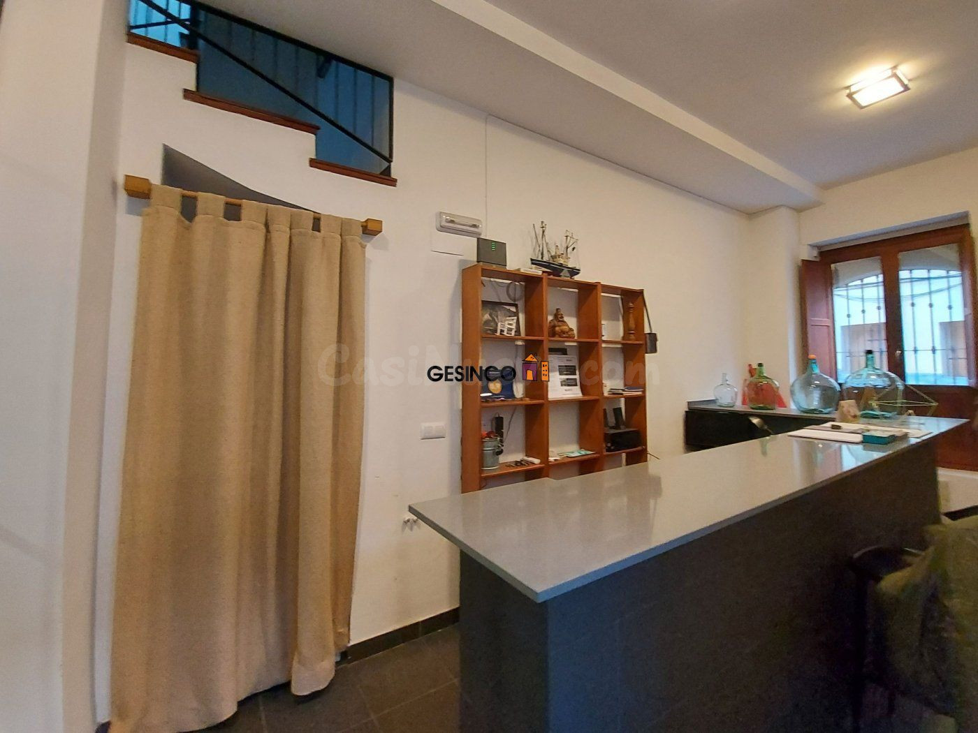 ENCANTADORA CASA REFORMADA, EN CASCO ANTIGUO - foto 2