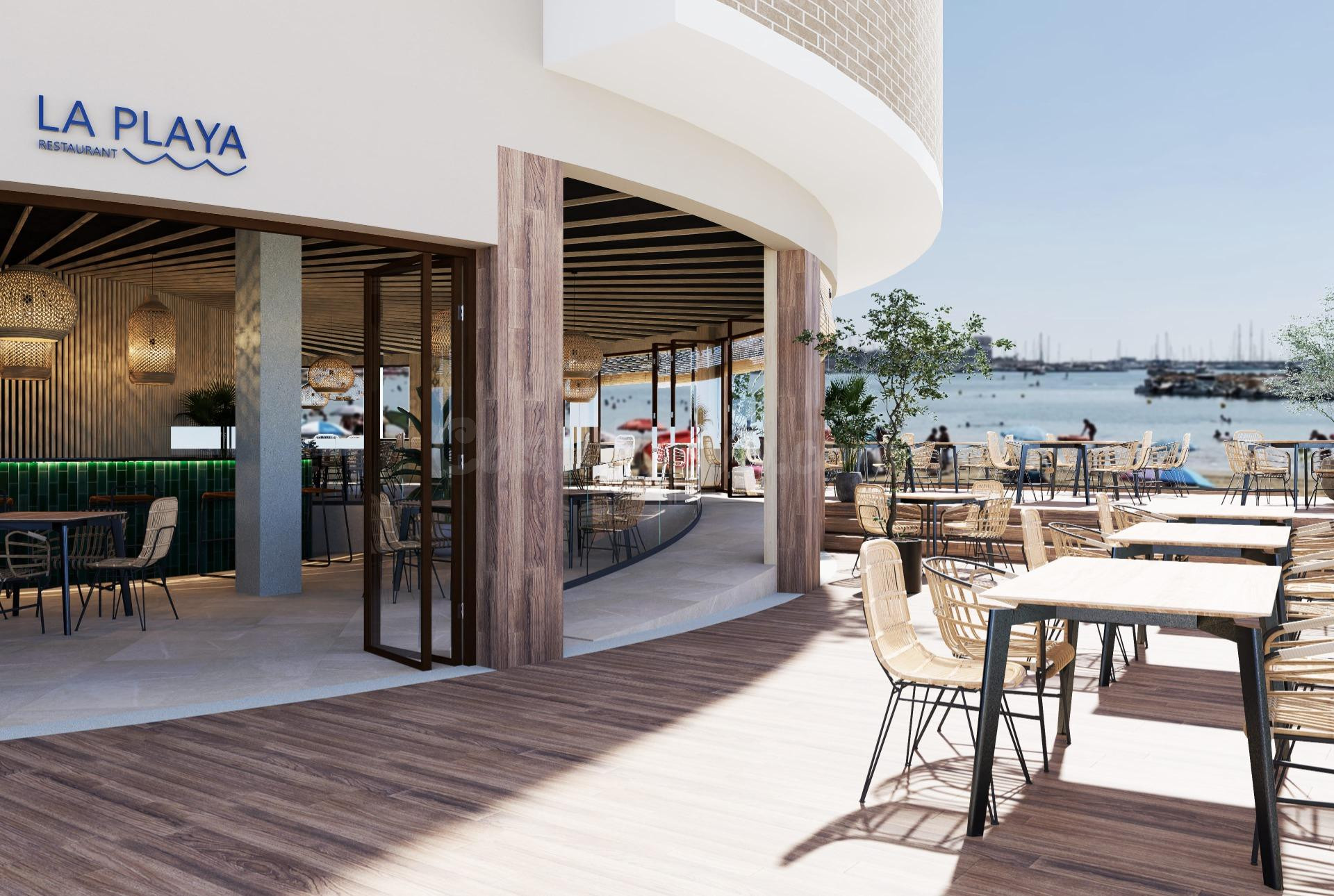 Local comercial en primera línea, espectaculares vistas al mar, con acceso directo a la playa