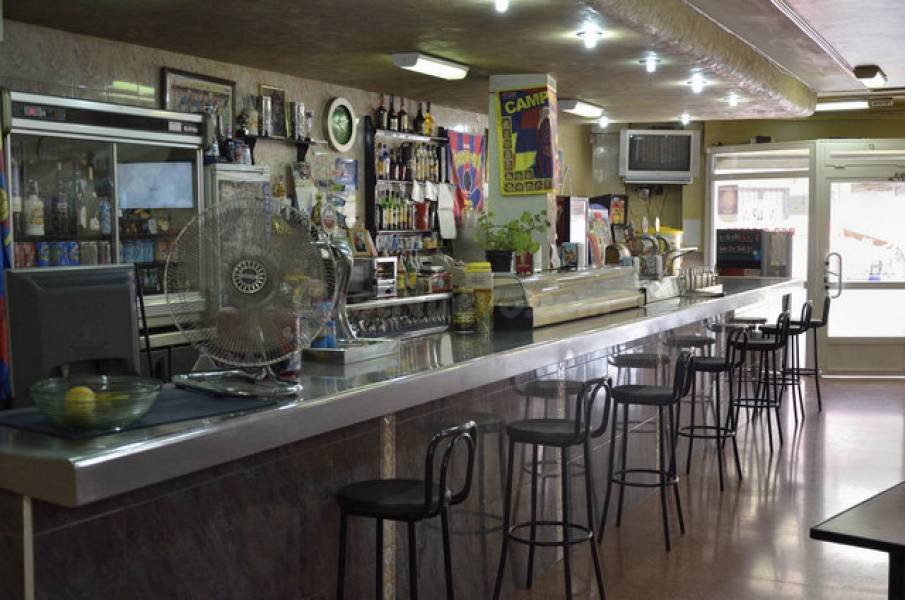 Local comercial en Orihuela (Funcionando como Bar)