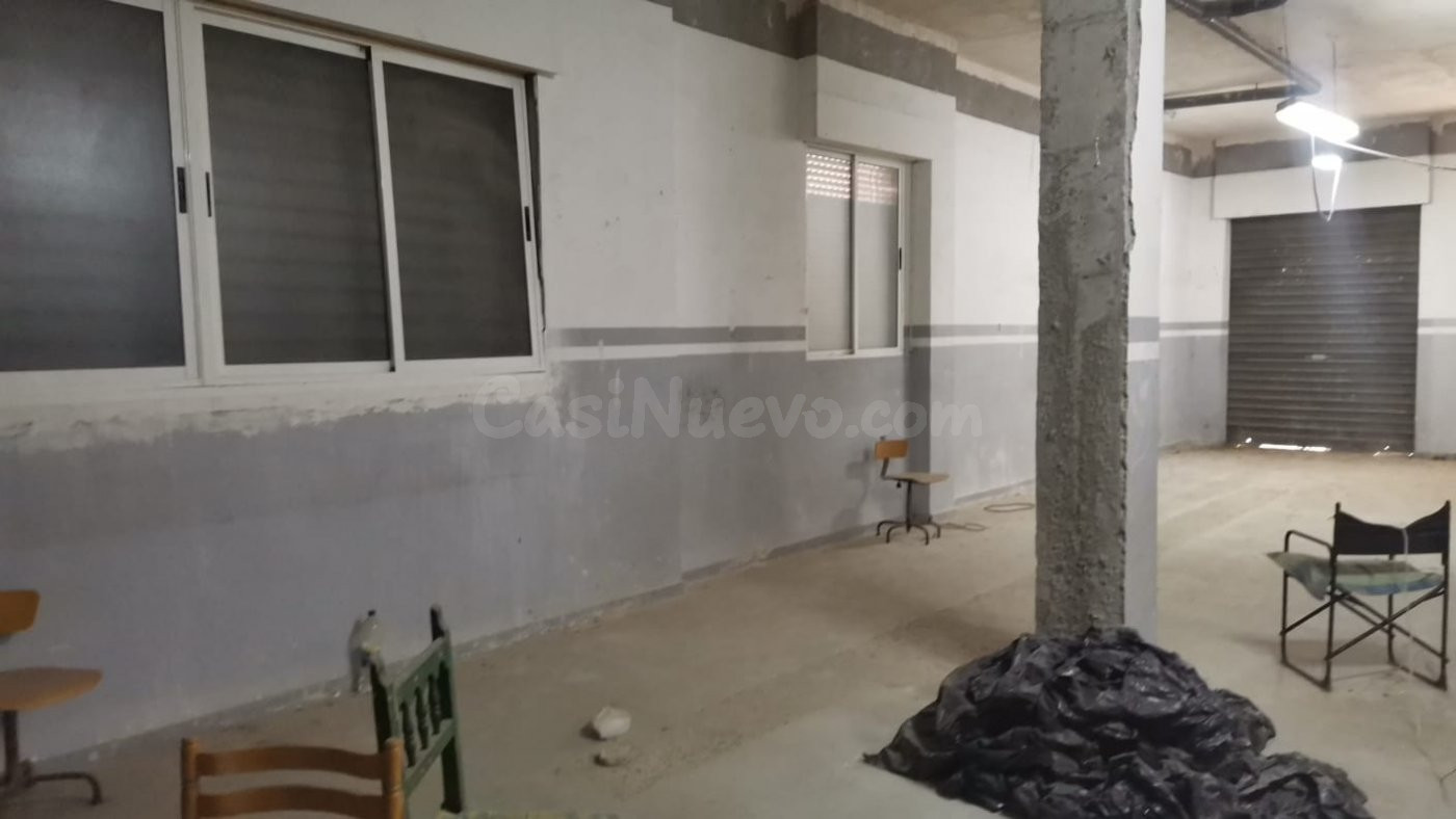 ¡¡ OPORTUNIDAD !! Local comercial en Desamparados (Orihuela), 400 m2. de superficie a cuatro calles.
