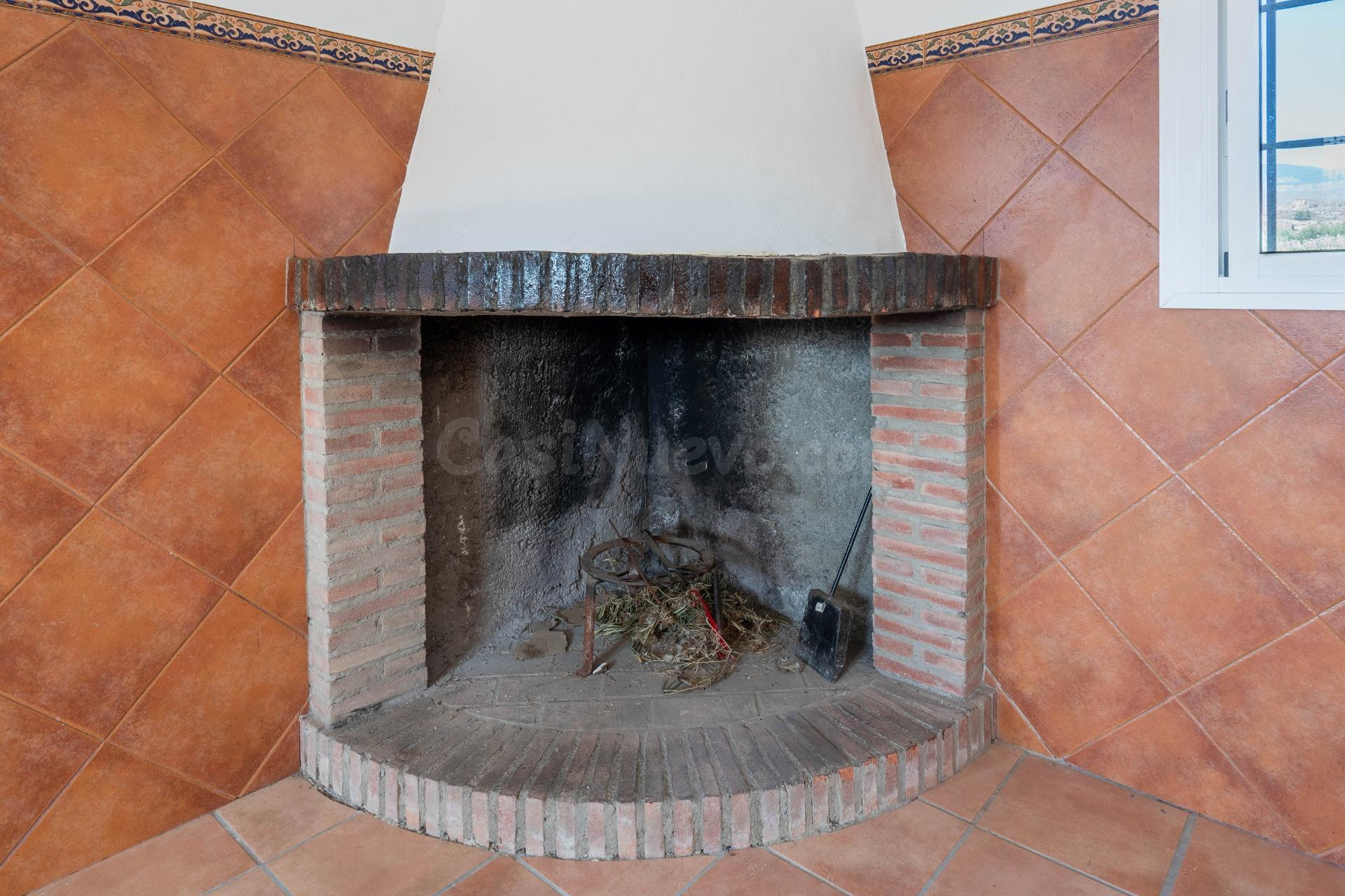 Terreno con Cortijo en Alsodux